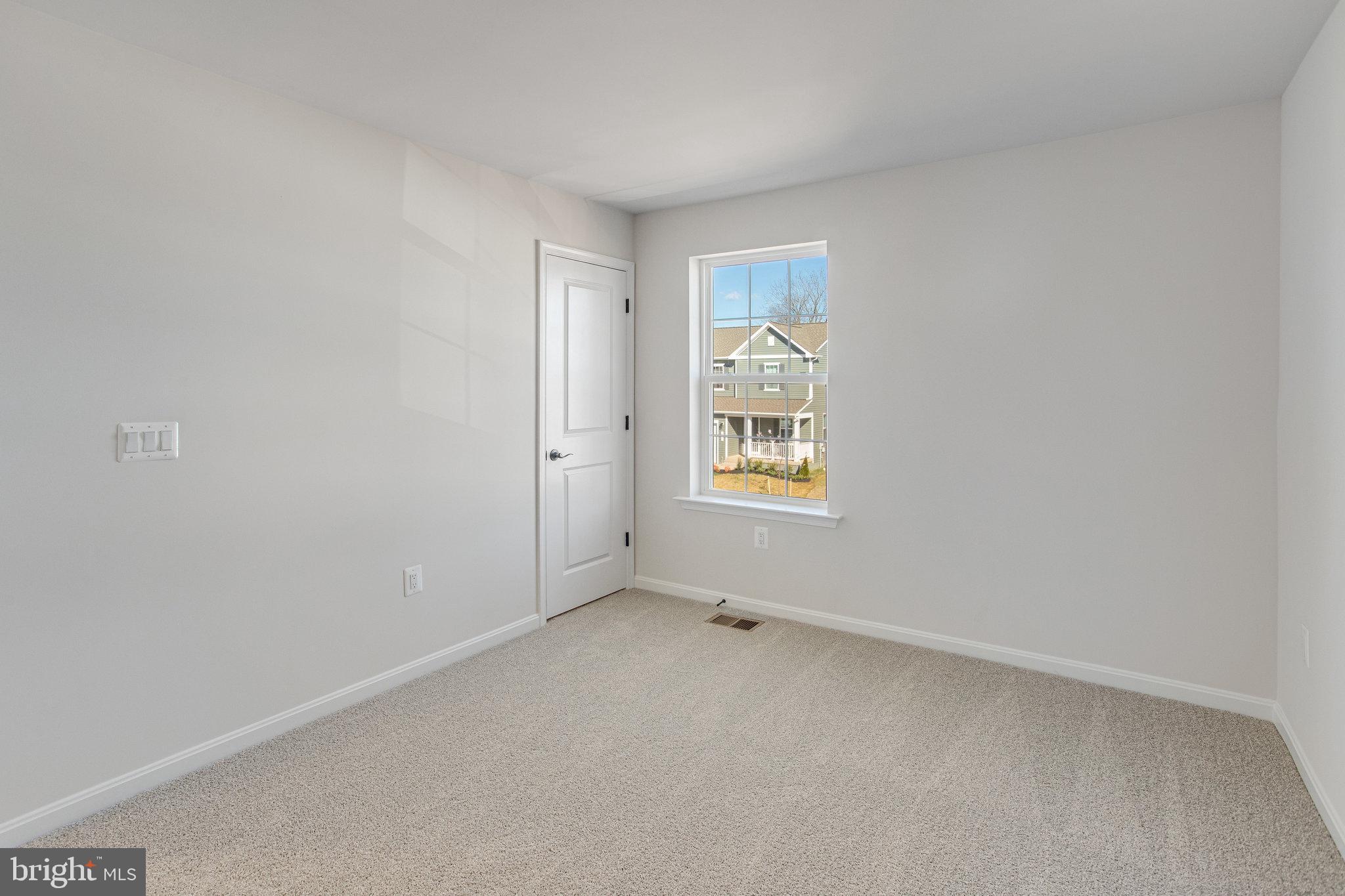 SEASONS AT ROUND MILL MEADOWS - Residential