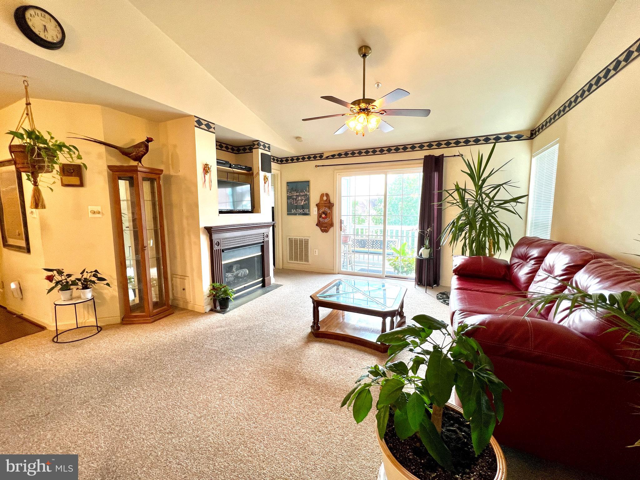 ECHO GLEN - Residential