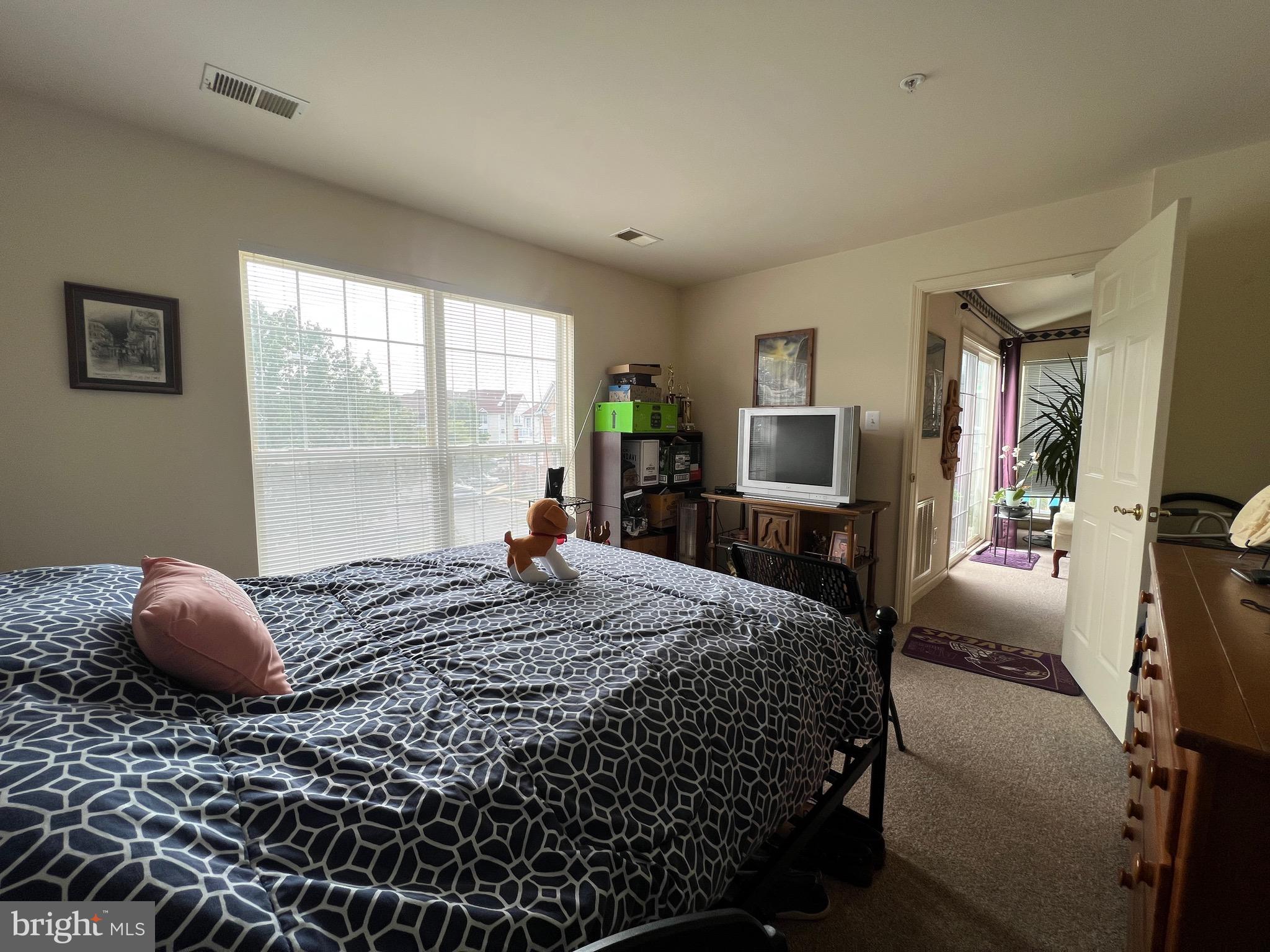 ECHO GLEN - Residential