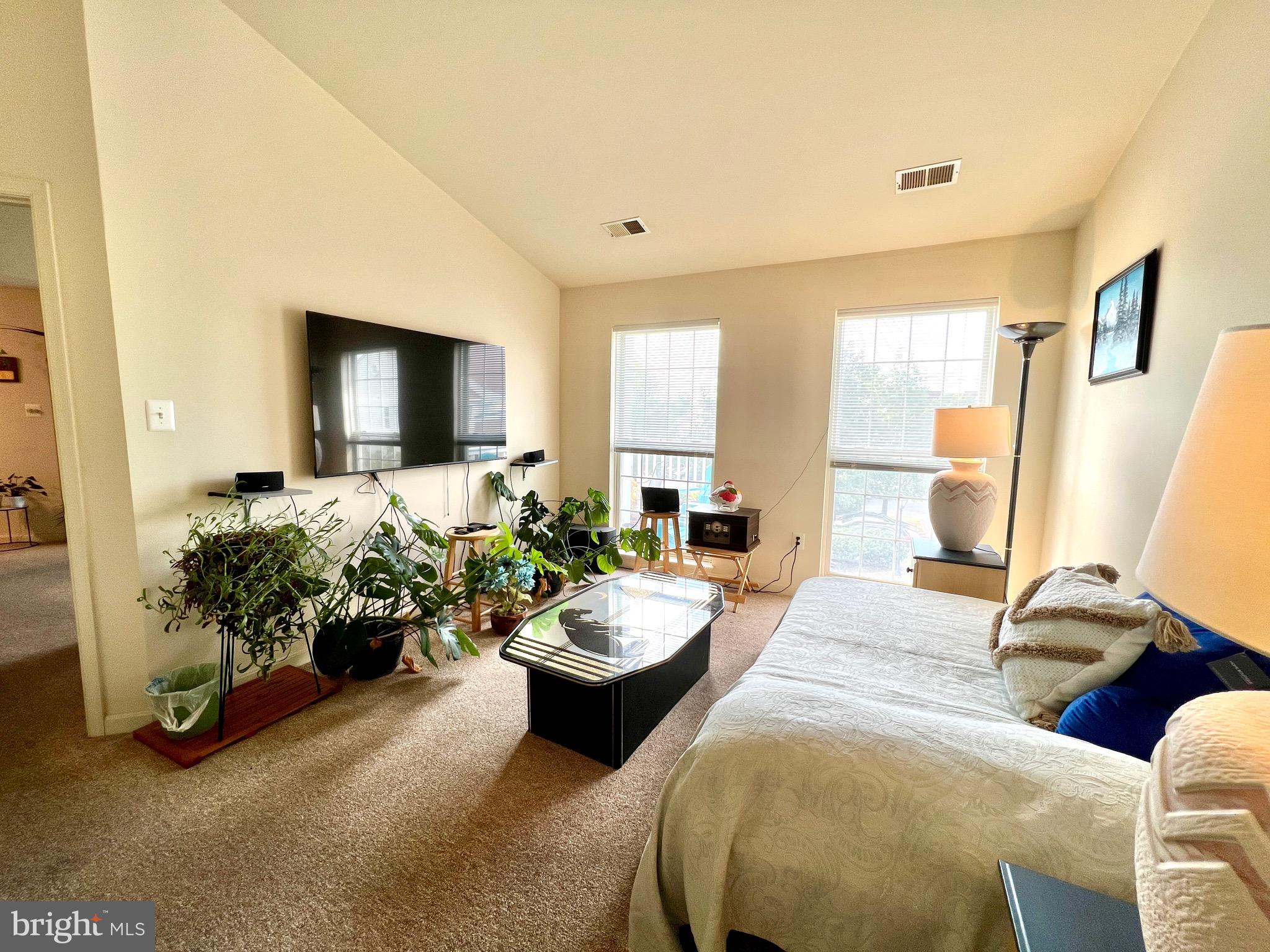 ECHO GLEN - Residential