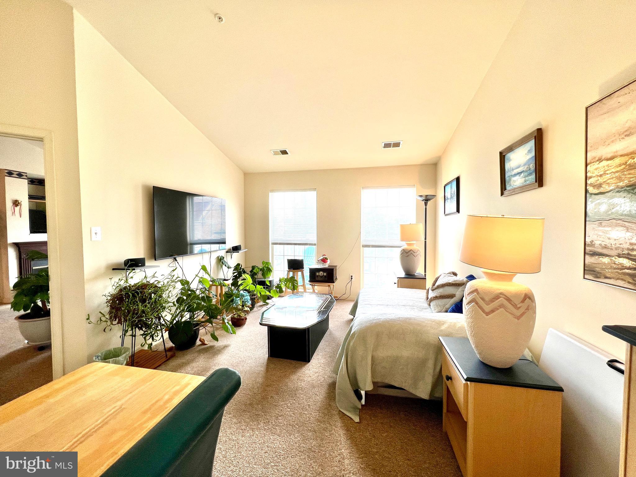 ECHO GLEN - Residential