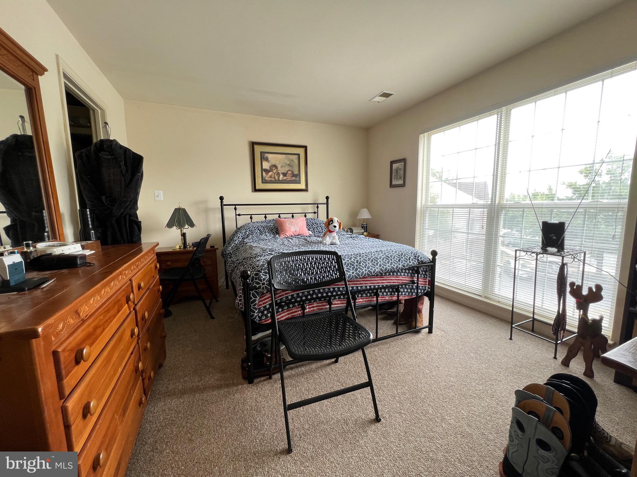 ECHO GLEN - Residential