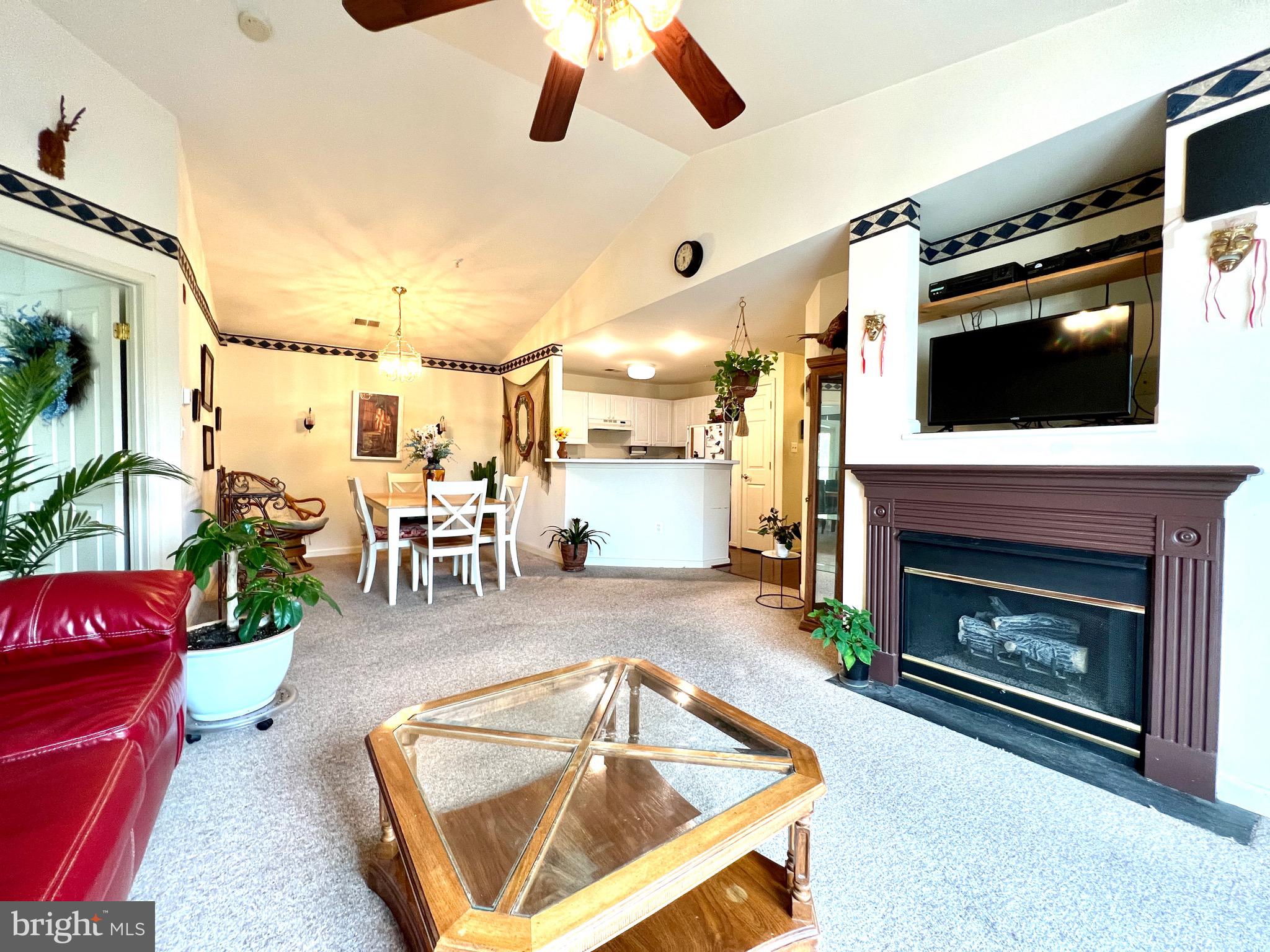 ECHO GLEN - Residential