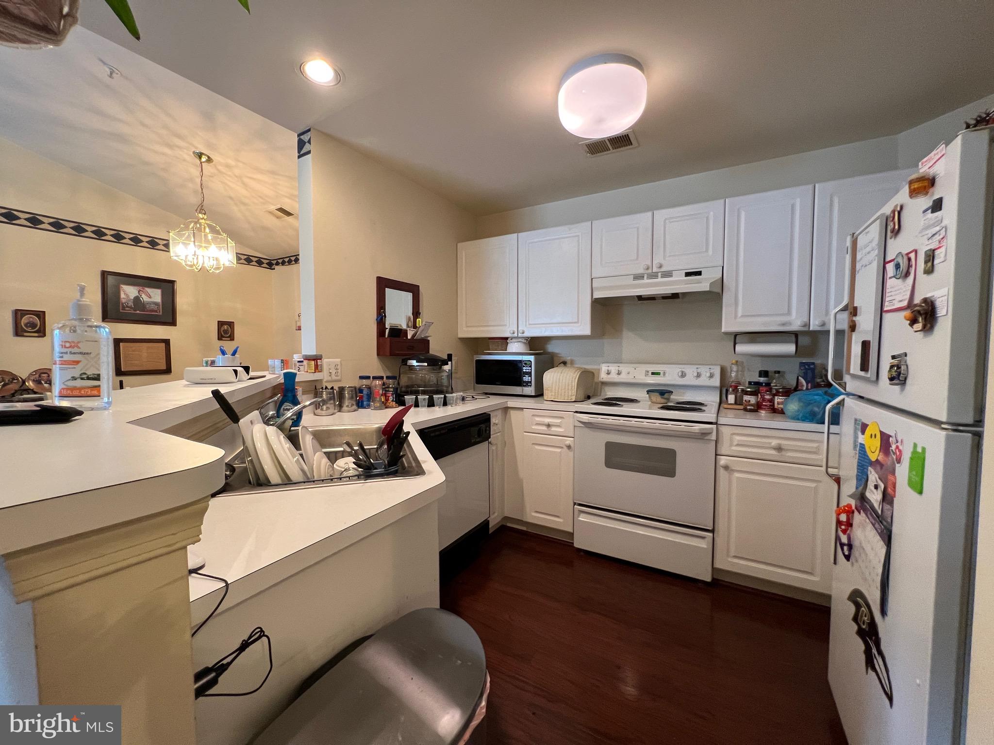 ECHO GLEN - Residential