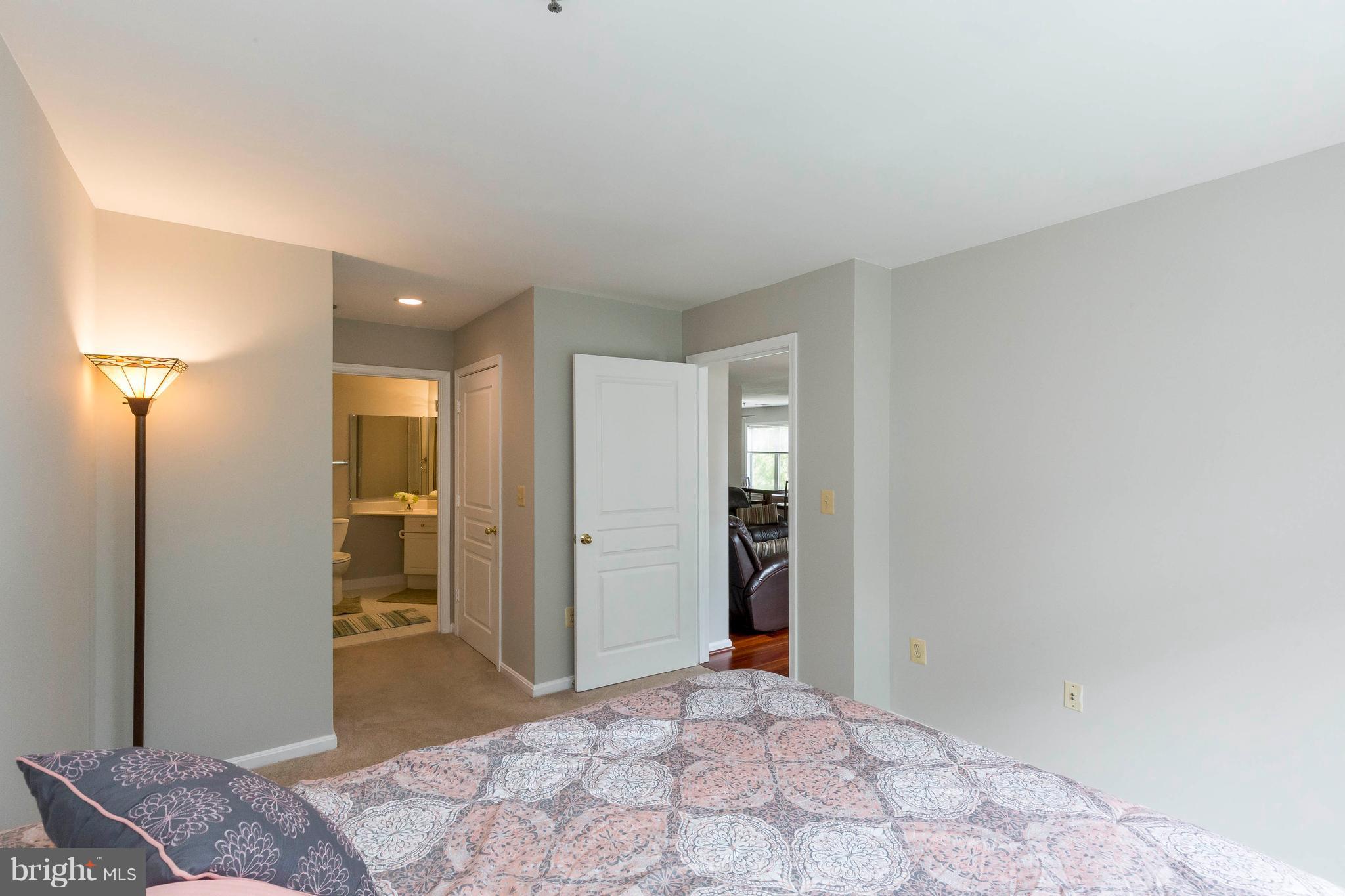 SAVOY PARK CONDOMINIUMS - Residential