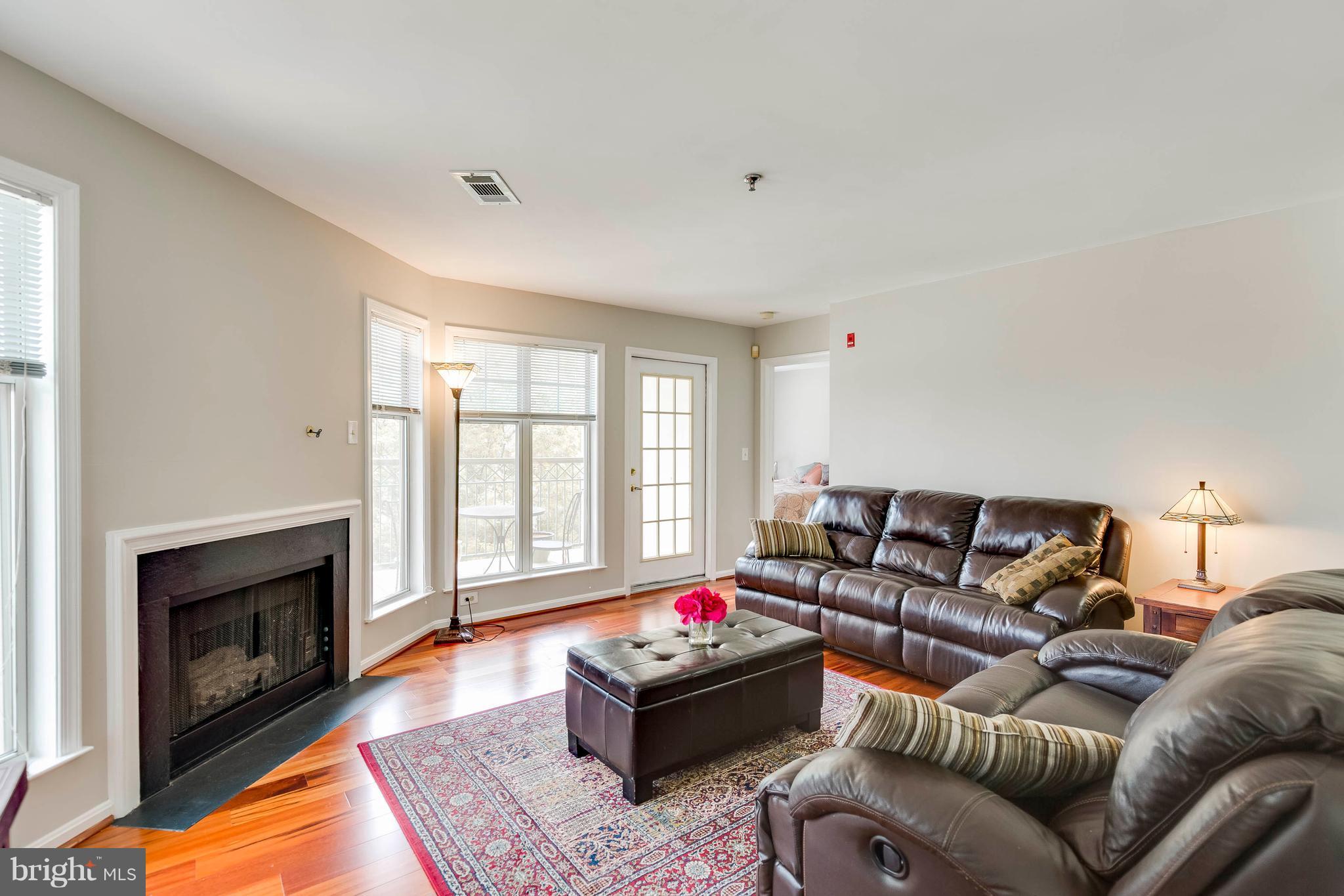 SAVOY PARK CONDOMINIUMS - Residential