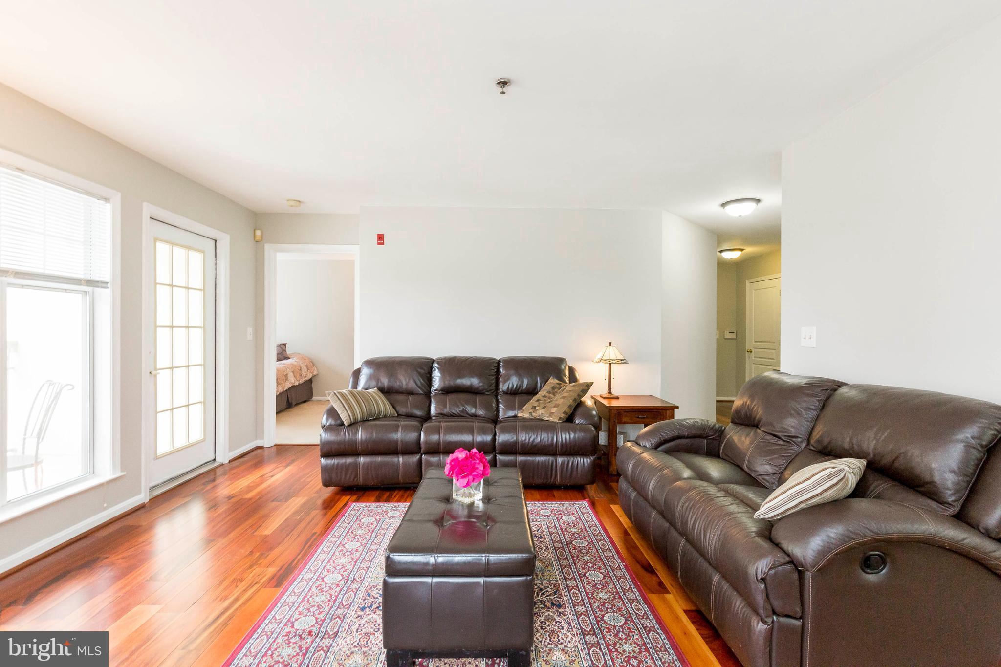 SAVOY PARK CONDOMINIUMS - Residential