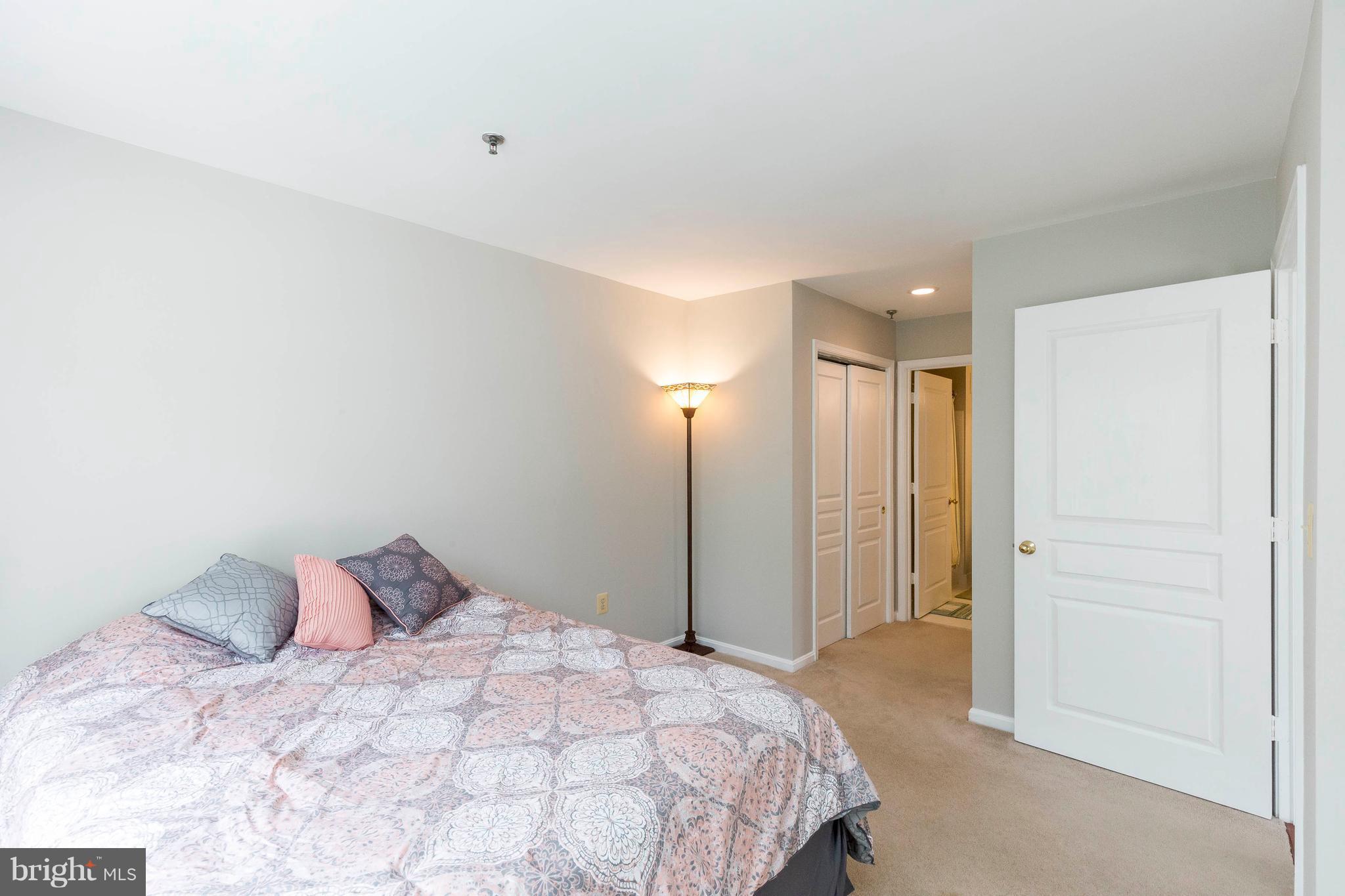 SAVOY PARK CONDOMINIUMS - Residential