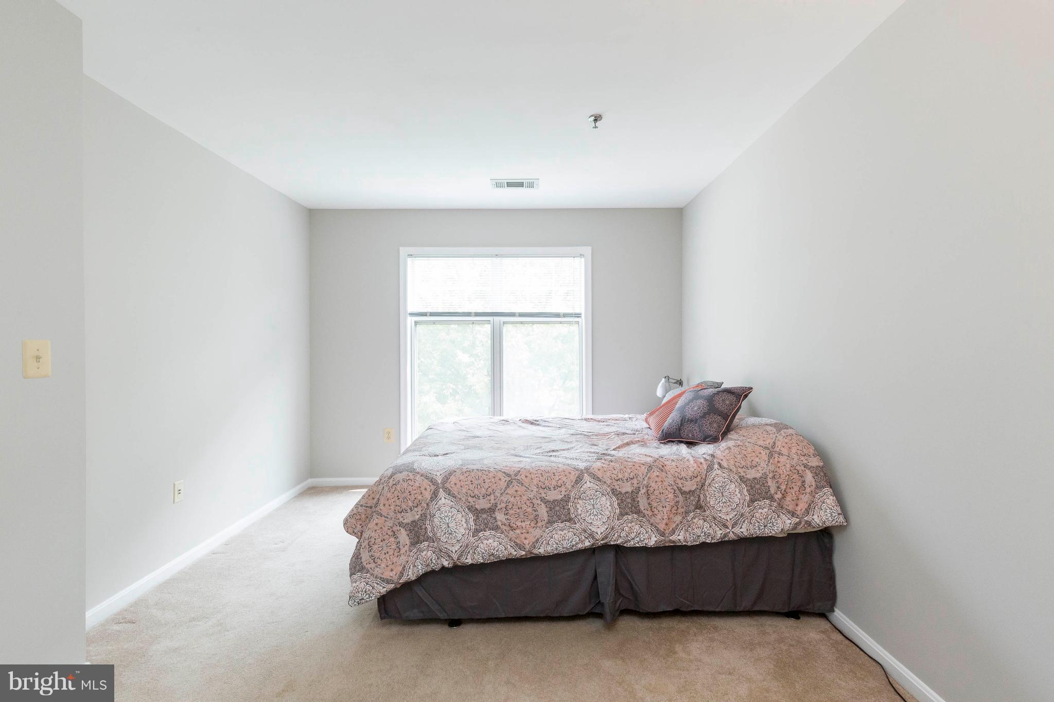 SAVOY PARK CONDOMINIUMS - Residential