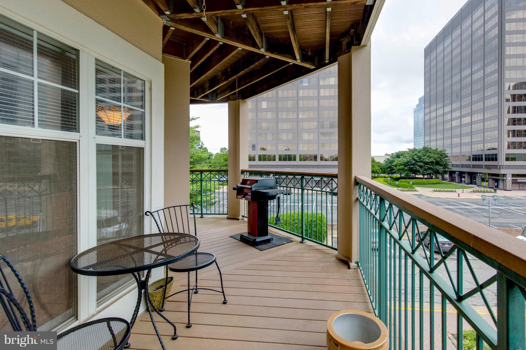 SAVOY PARK CONDOMINIUMS - Residential