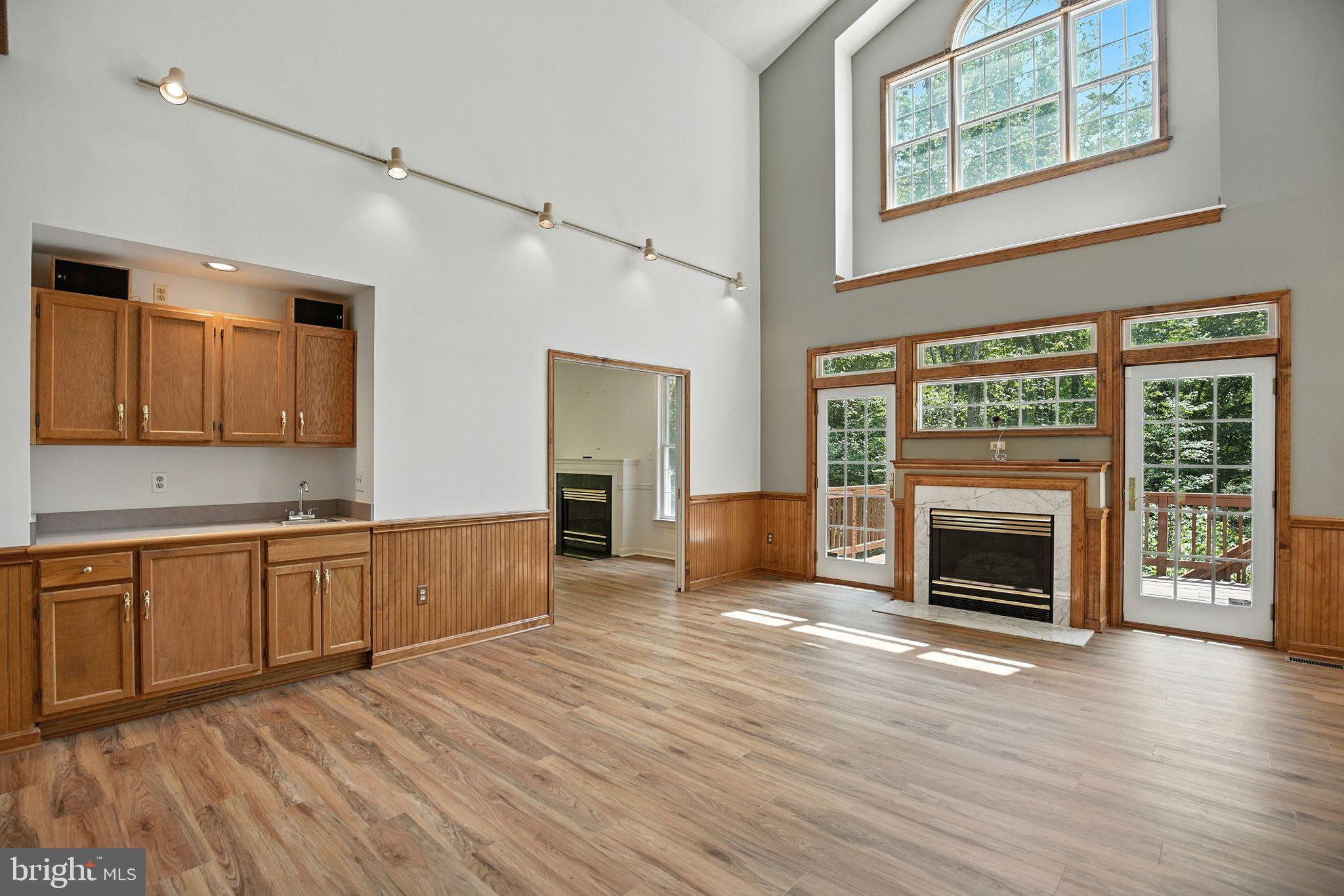 WALNUT HILLS SUB - Residential