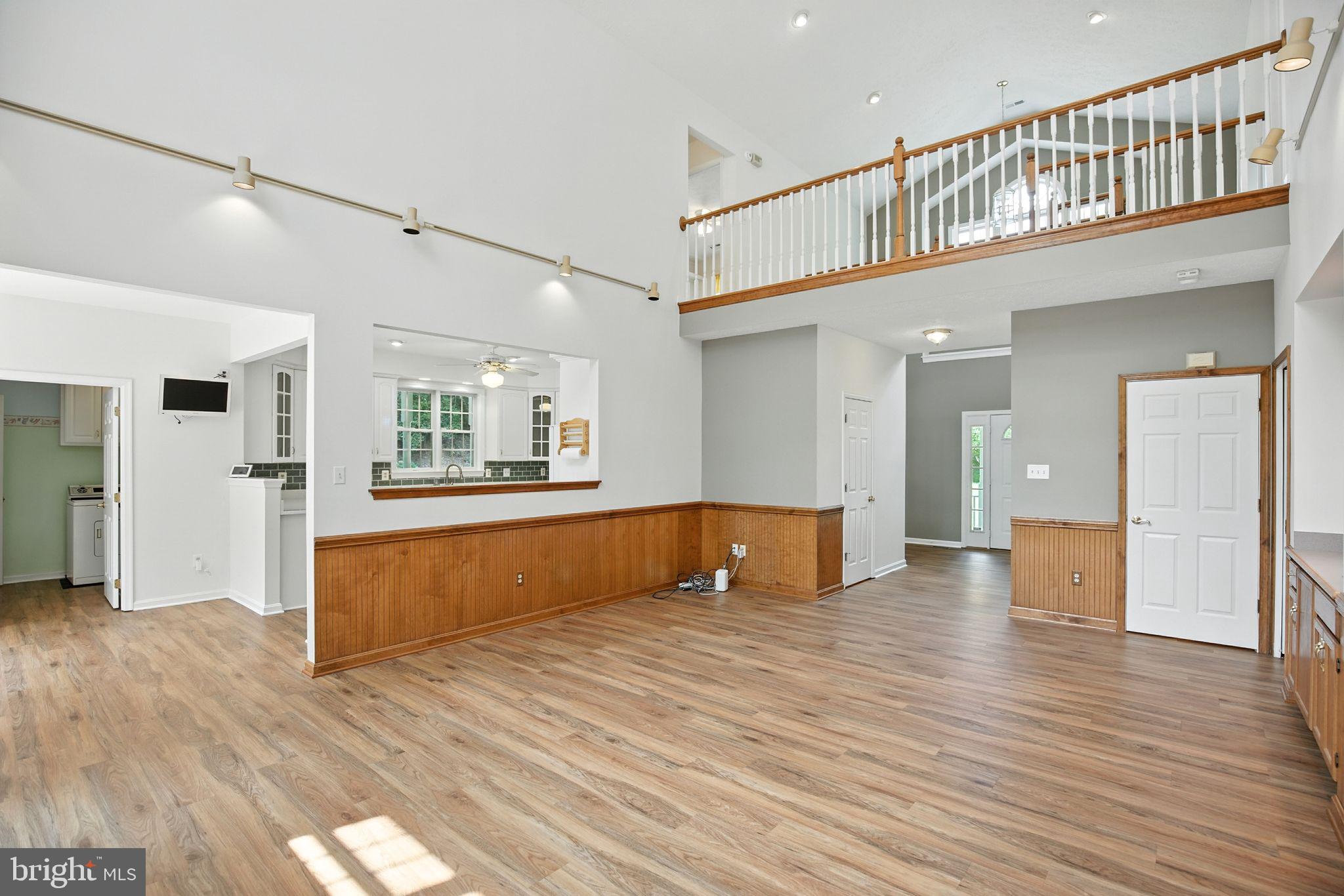 WALNUT HILLS SUB - Residential