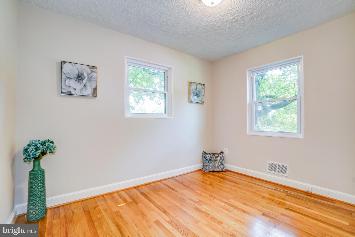 PARKWOOD - Residential