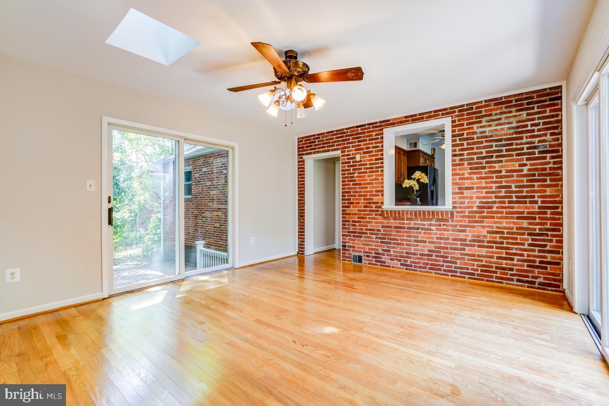 PARKWOOD - Residential