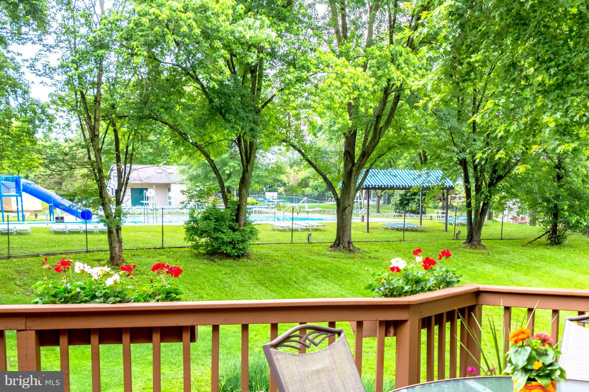 CLEMENS CROSSING - Residential