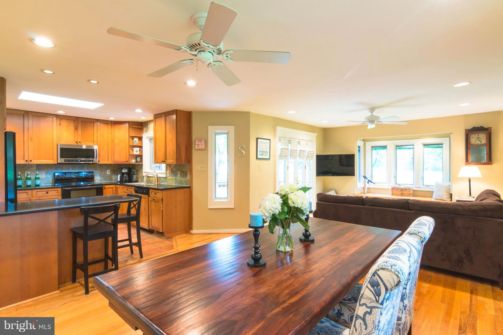 CLEMENS CROSSING - Residential