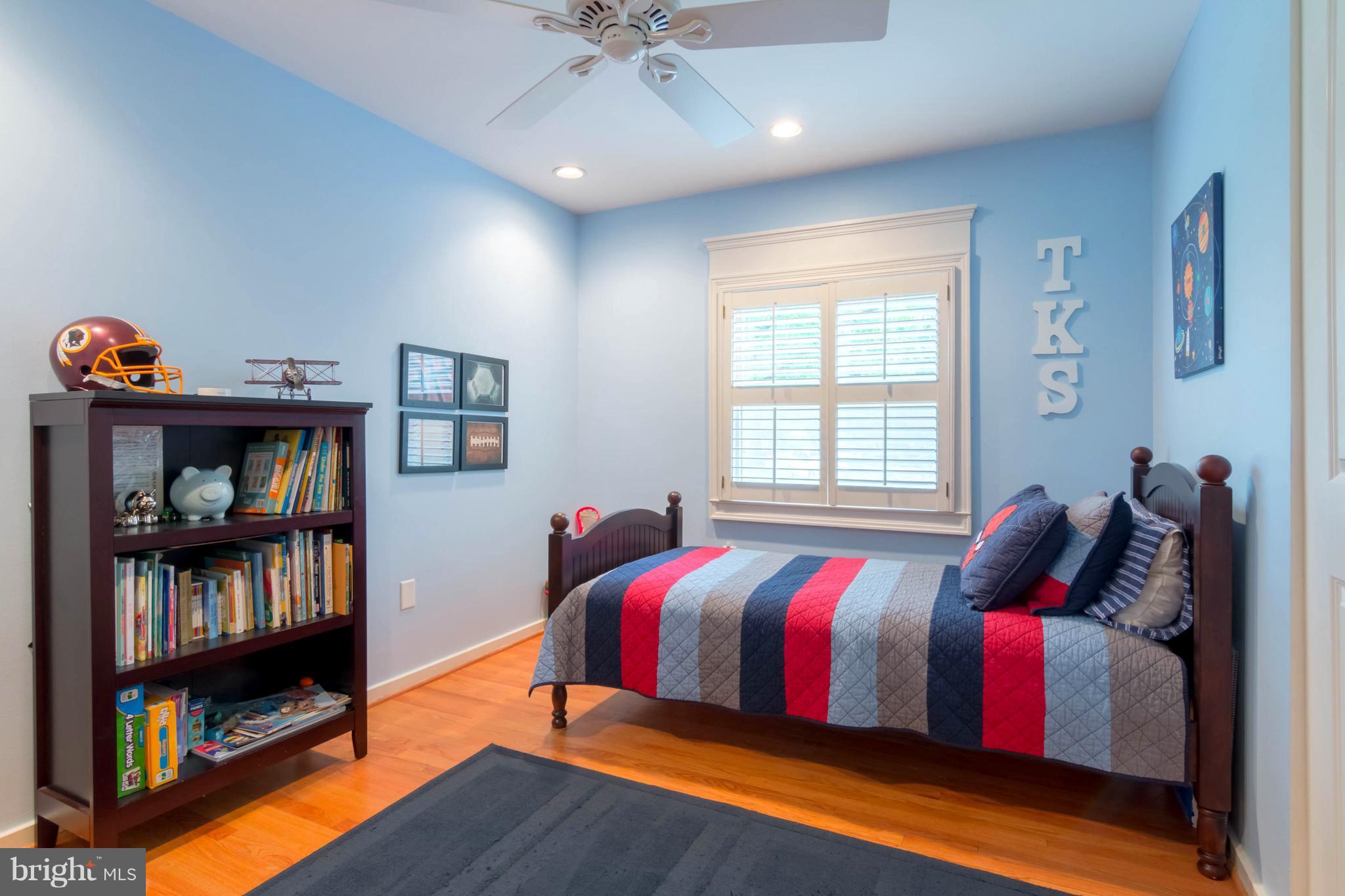 CLEMENS CROSSING - Residential