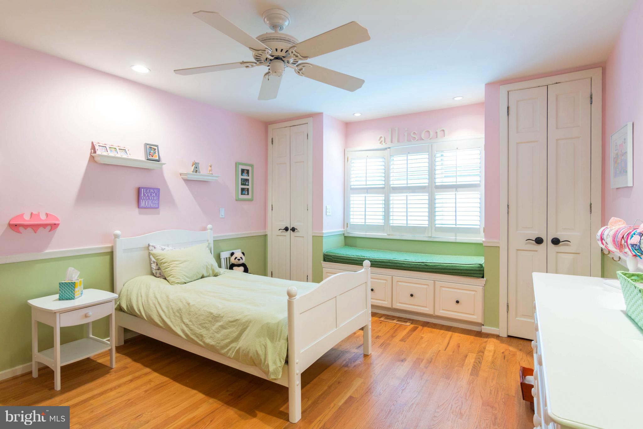 CLEMENS CROSSING - Residential