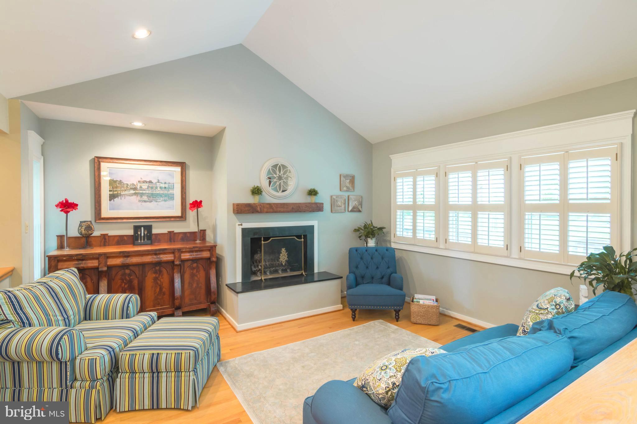 CLEMENS CROSSING - Residential