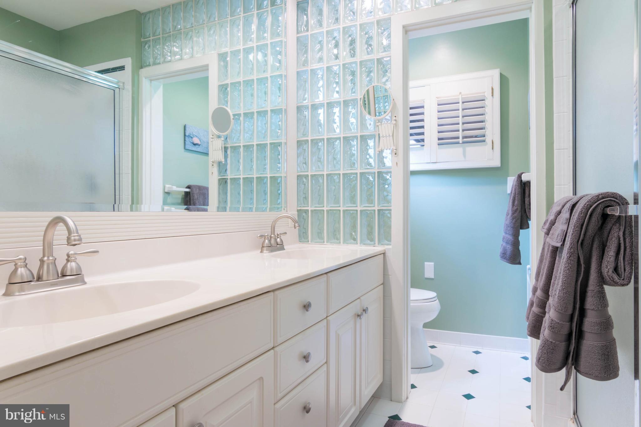 CLEMENS CROSSING - Residential