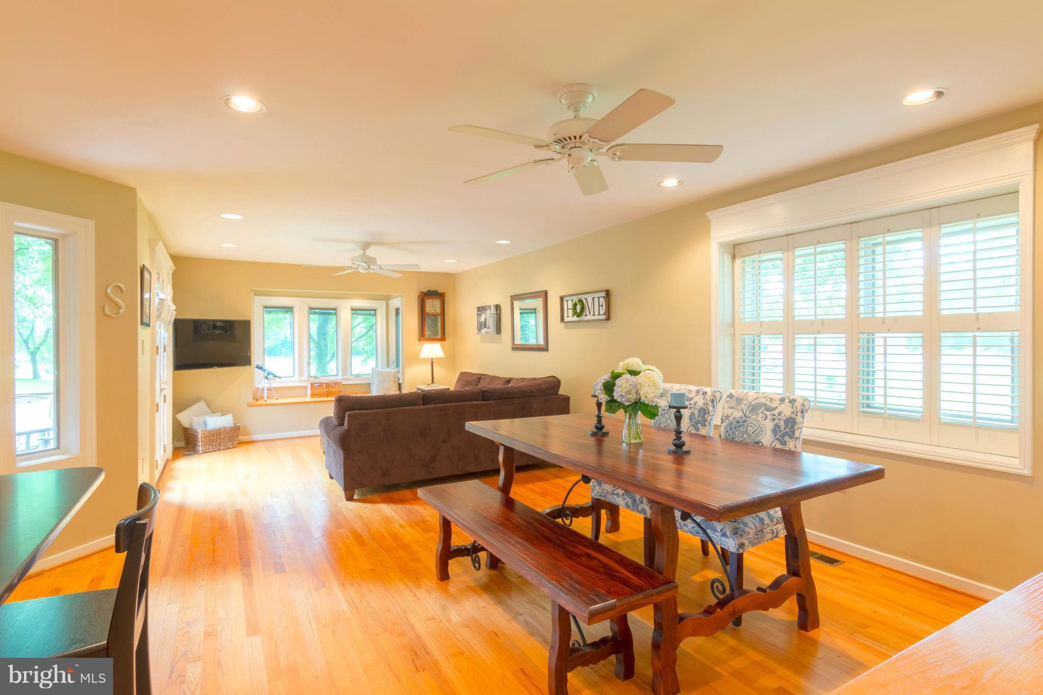 CLEMENS CROSSING - Residential