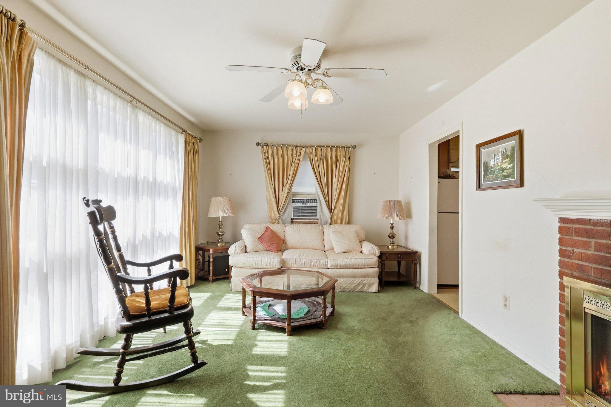 6824 WESTLAWN DRIVE