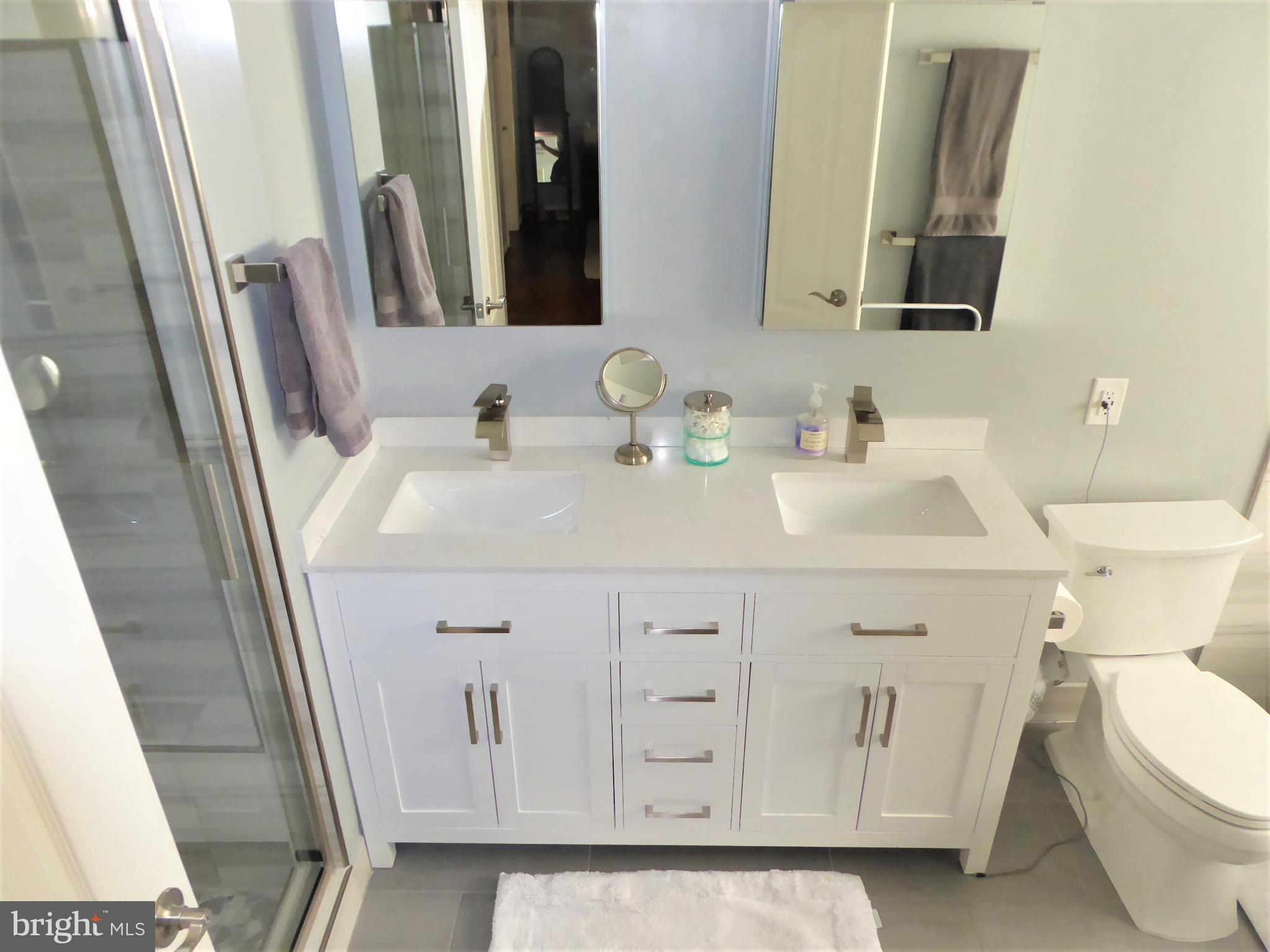 HALPINE SQUARE - Residential