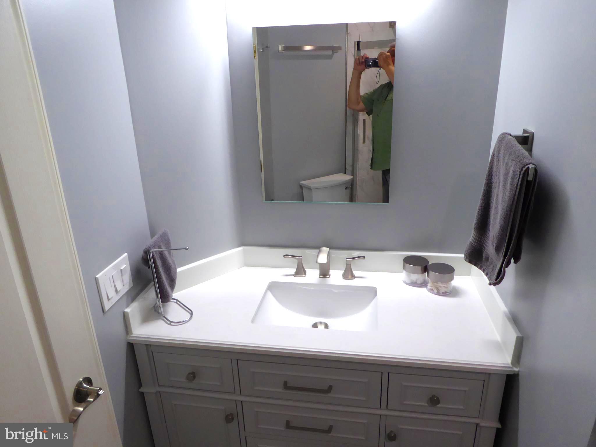 HALPINE SQUARE - Residential