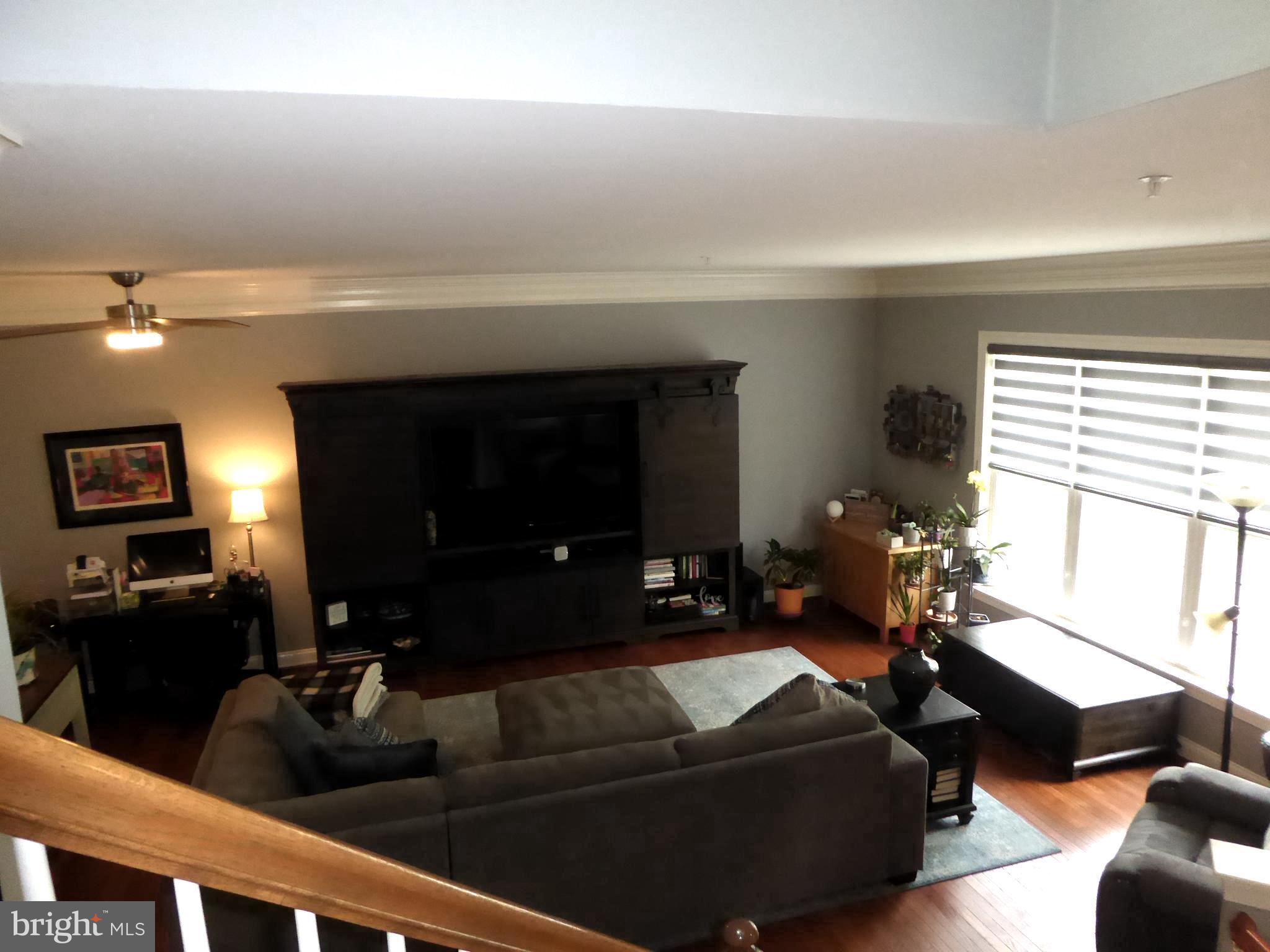 HALPINE SQUARE - Residential