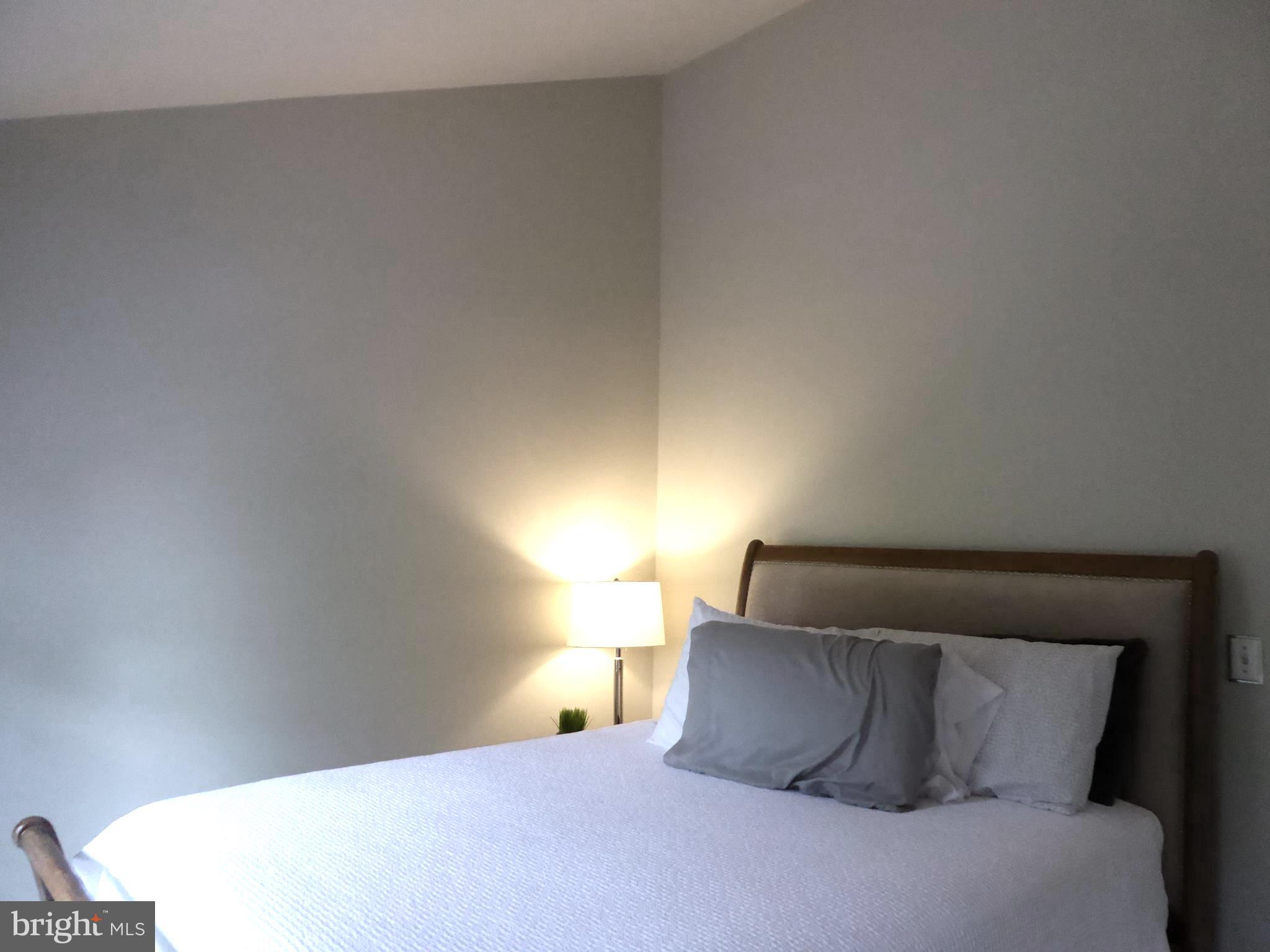 HALPINE SQUARE - Residential