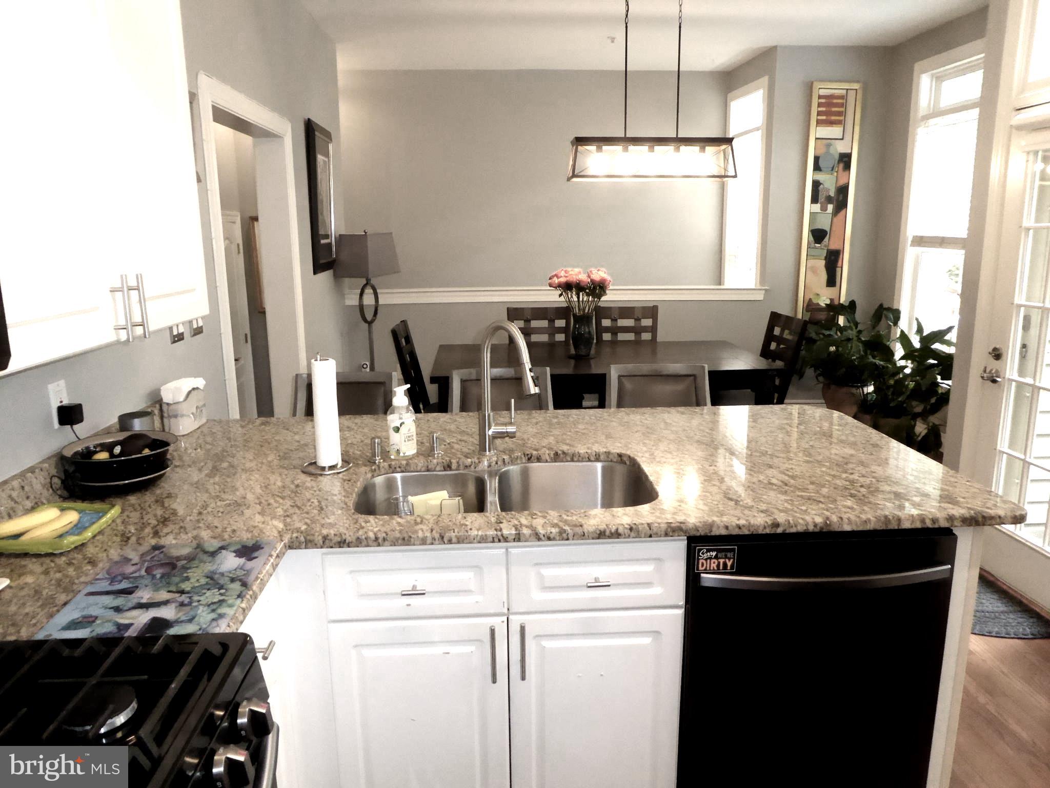 HALPINE SQUARE - Residential