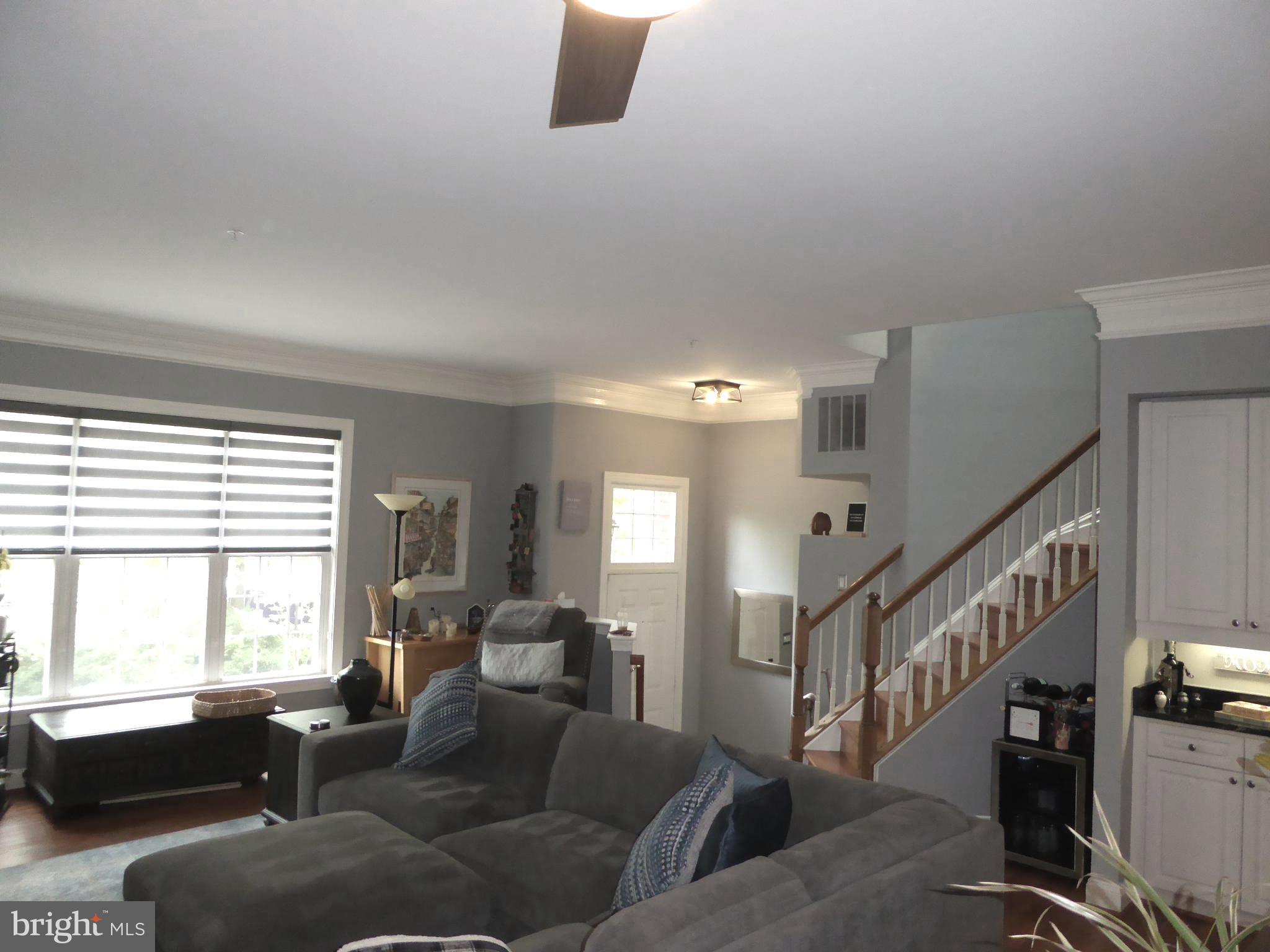 HALPINE SQUARE - Residential