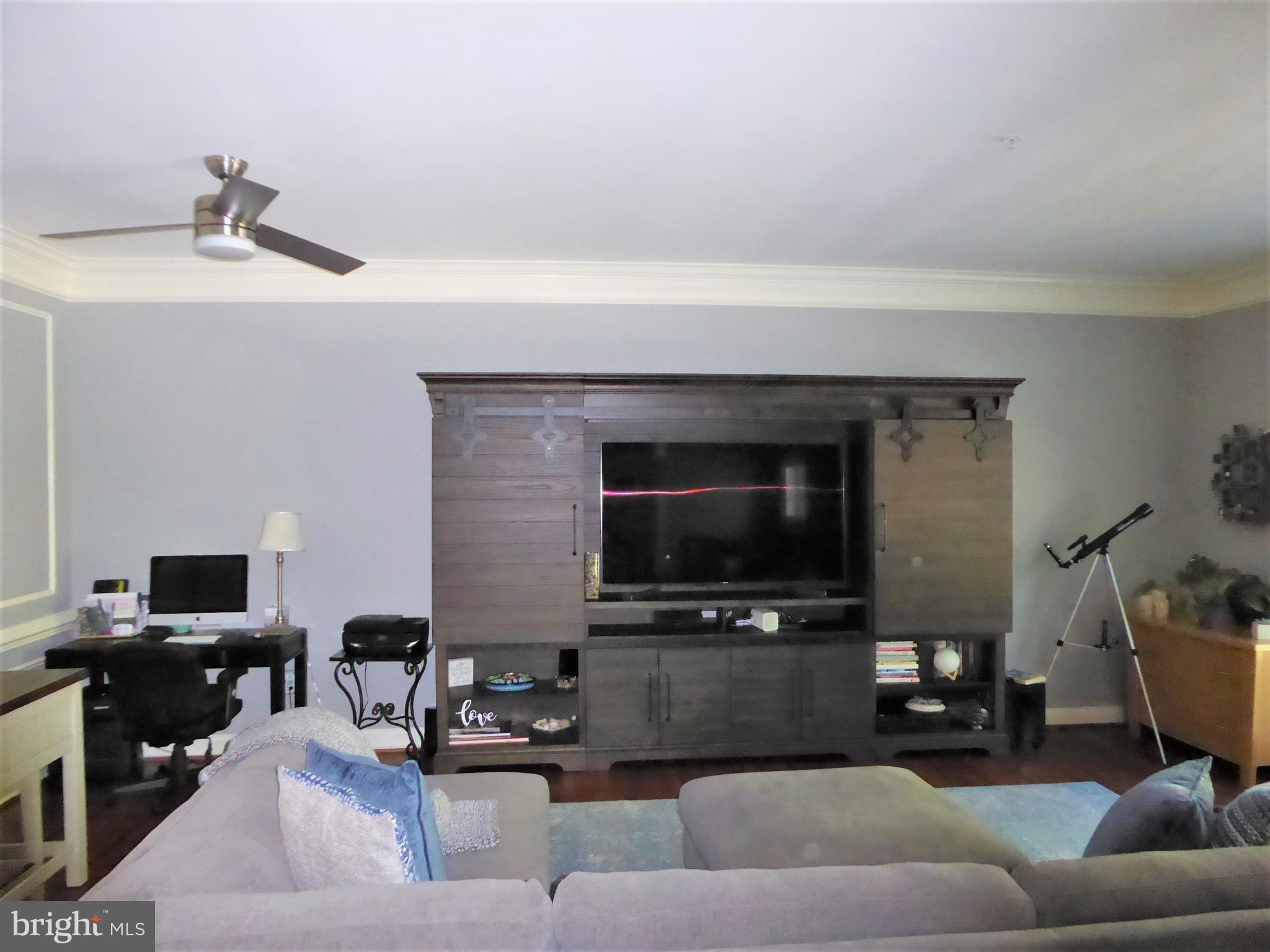 HALPINE SQUARE - Residential