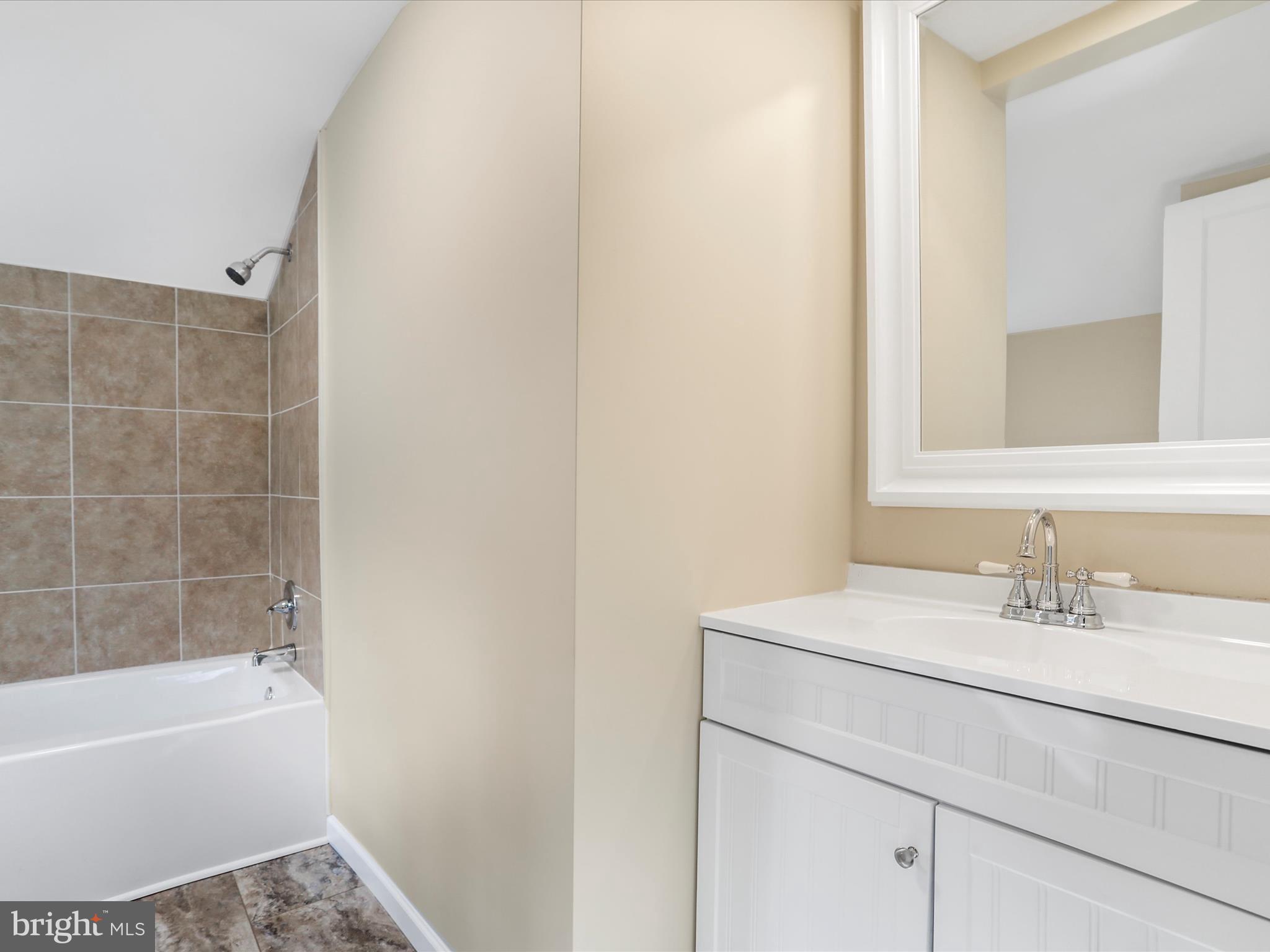 HOMEWOOD - Residential