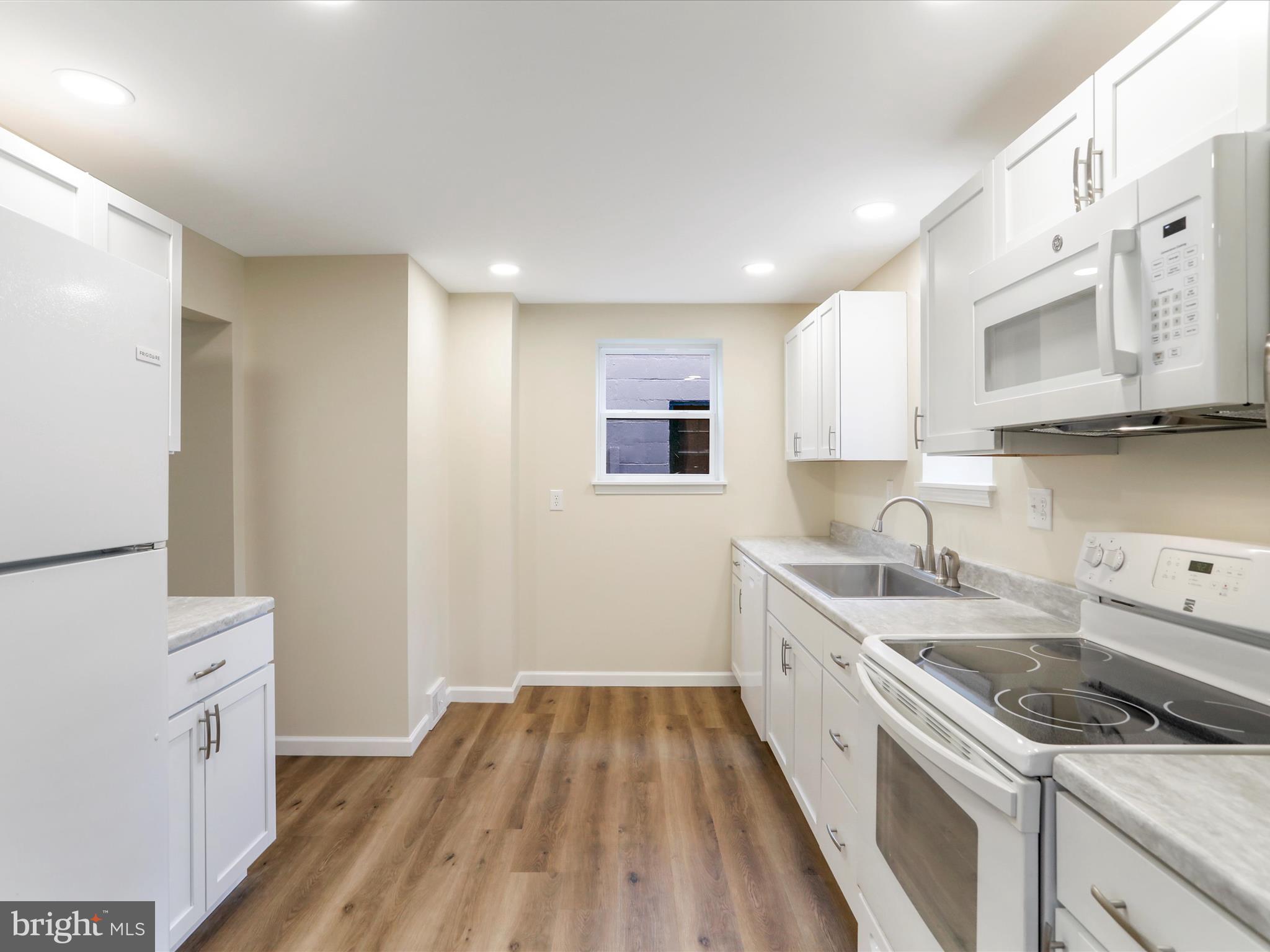 HOMEWOOD - Residential