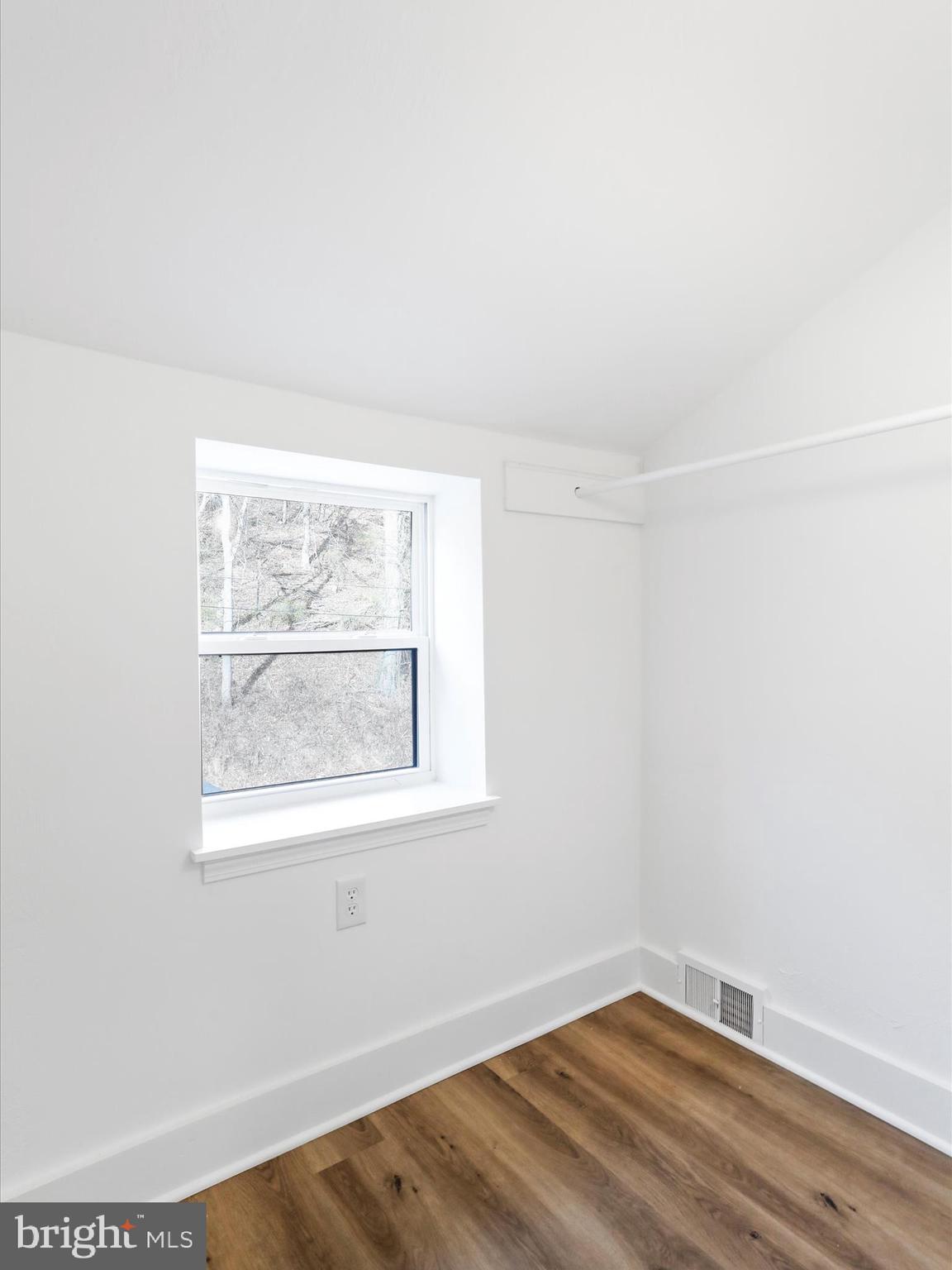 HOMEWOOD - Residential