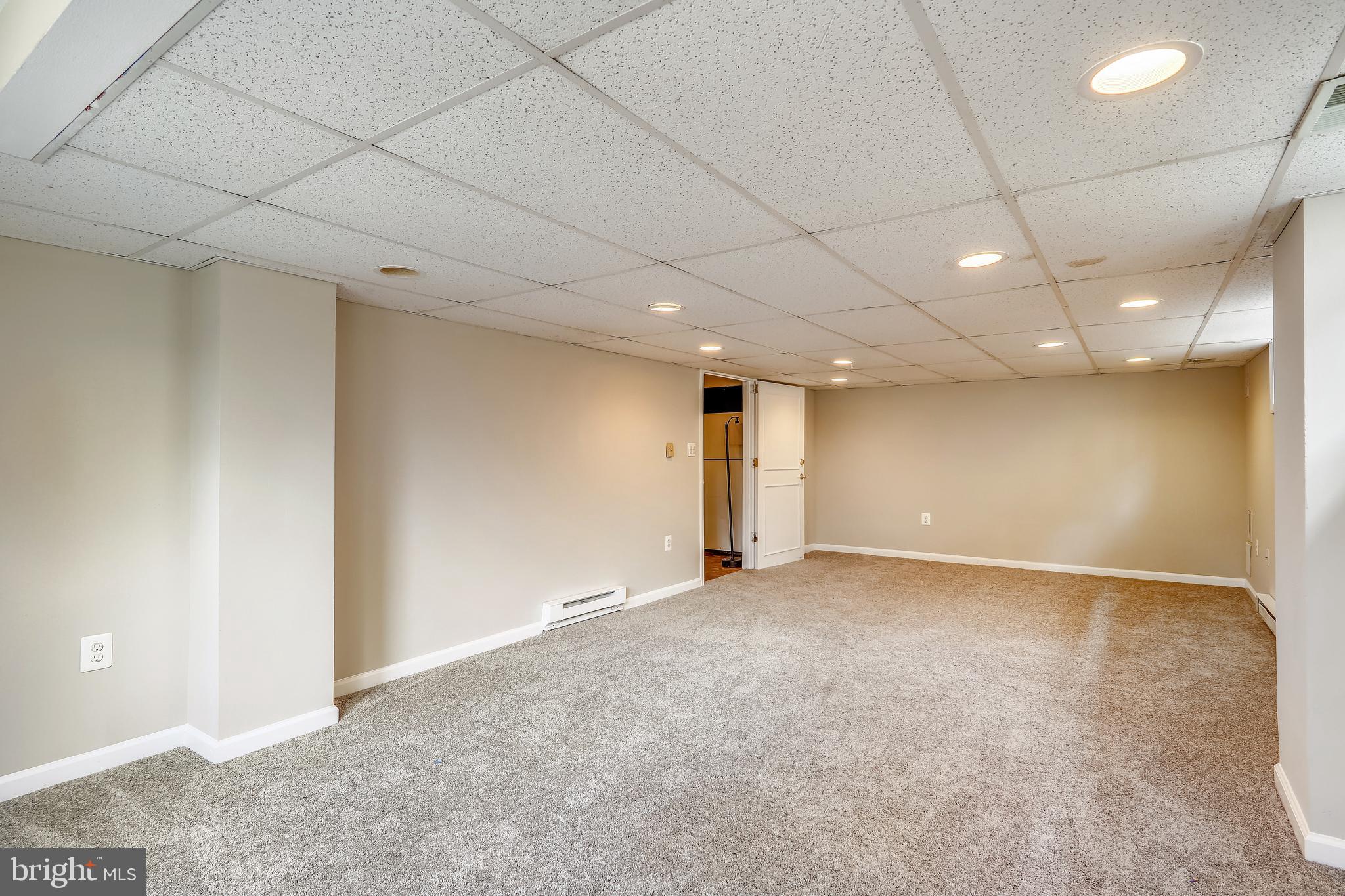 SILVER SPRING - Residential