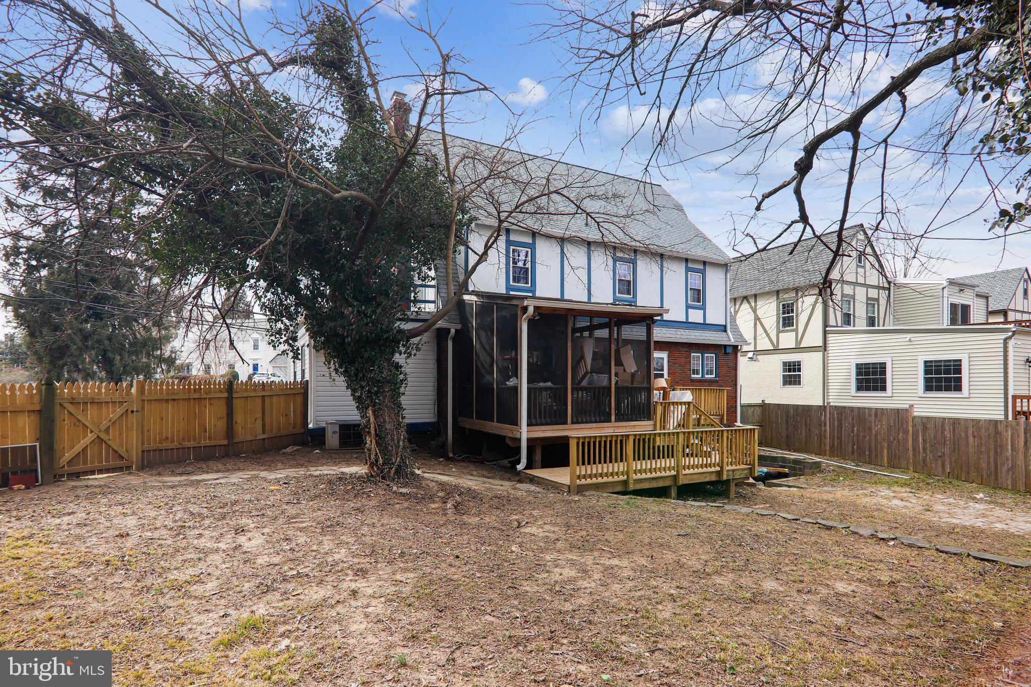 SILVER SPRING - Residential