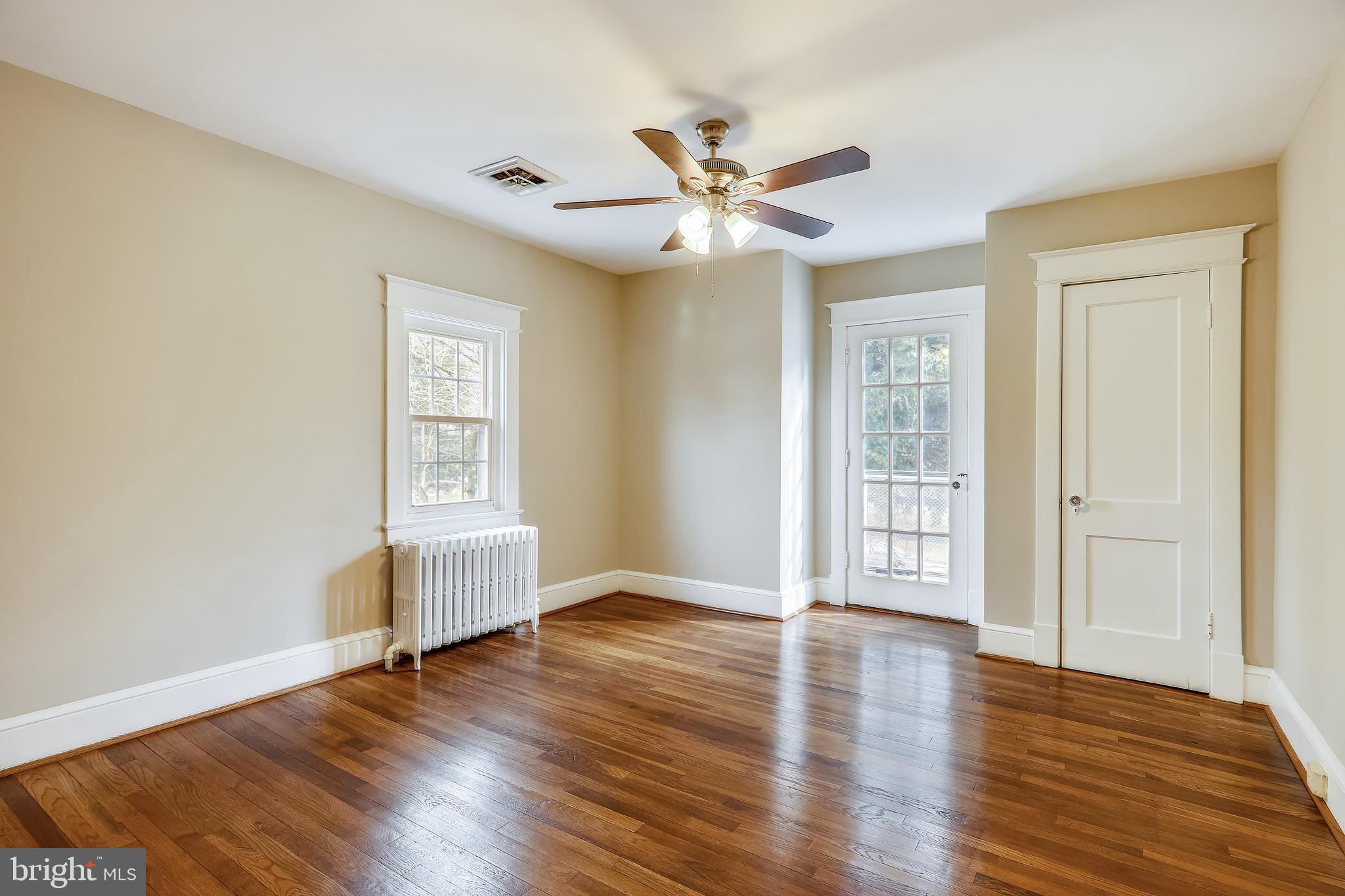 SILVER SPRING - Residential