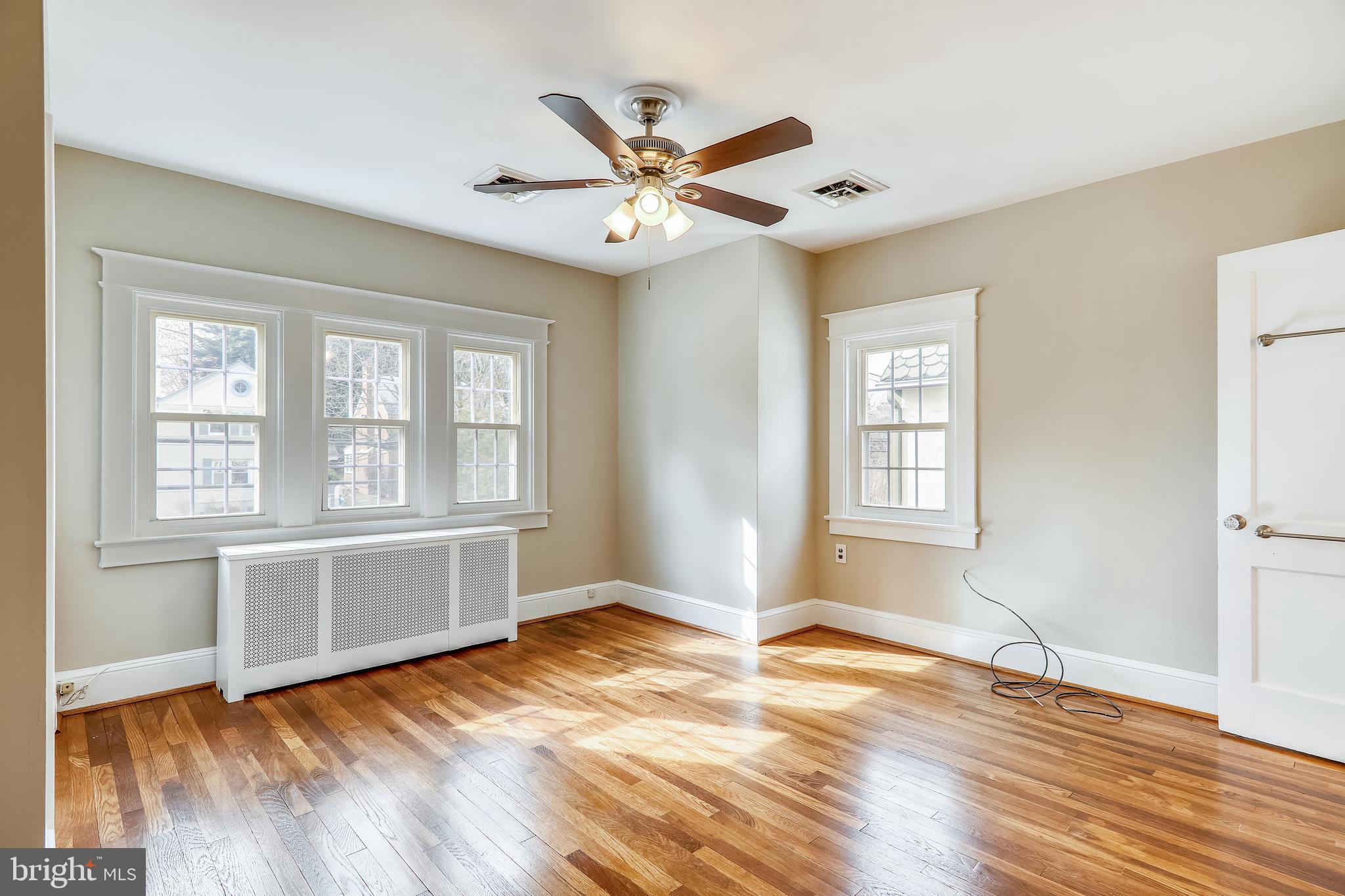 SILVER SPRING - Residential