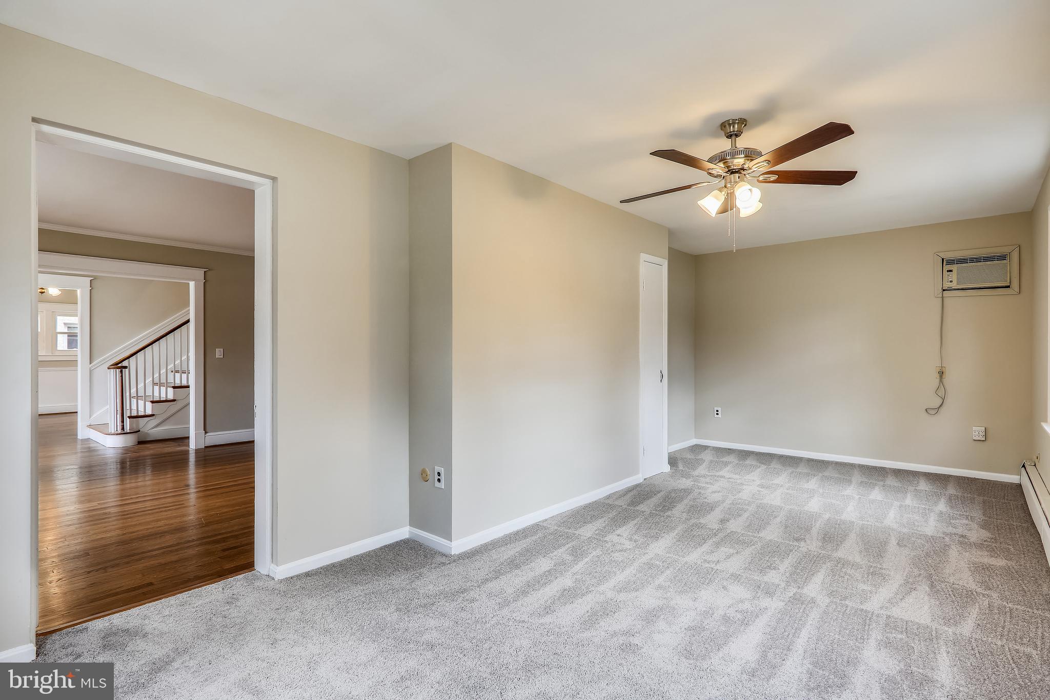 SILVER SPRING - Residential