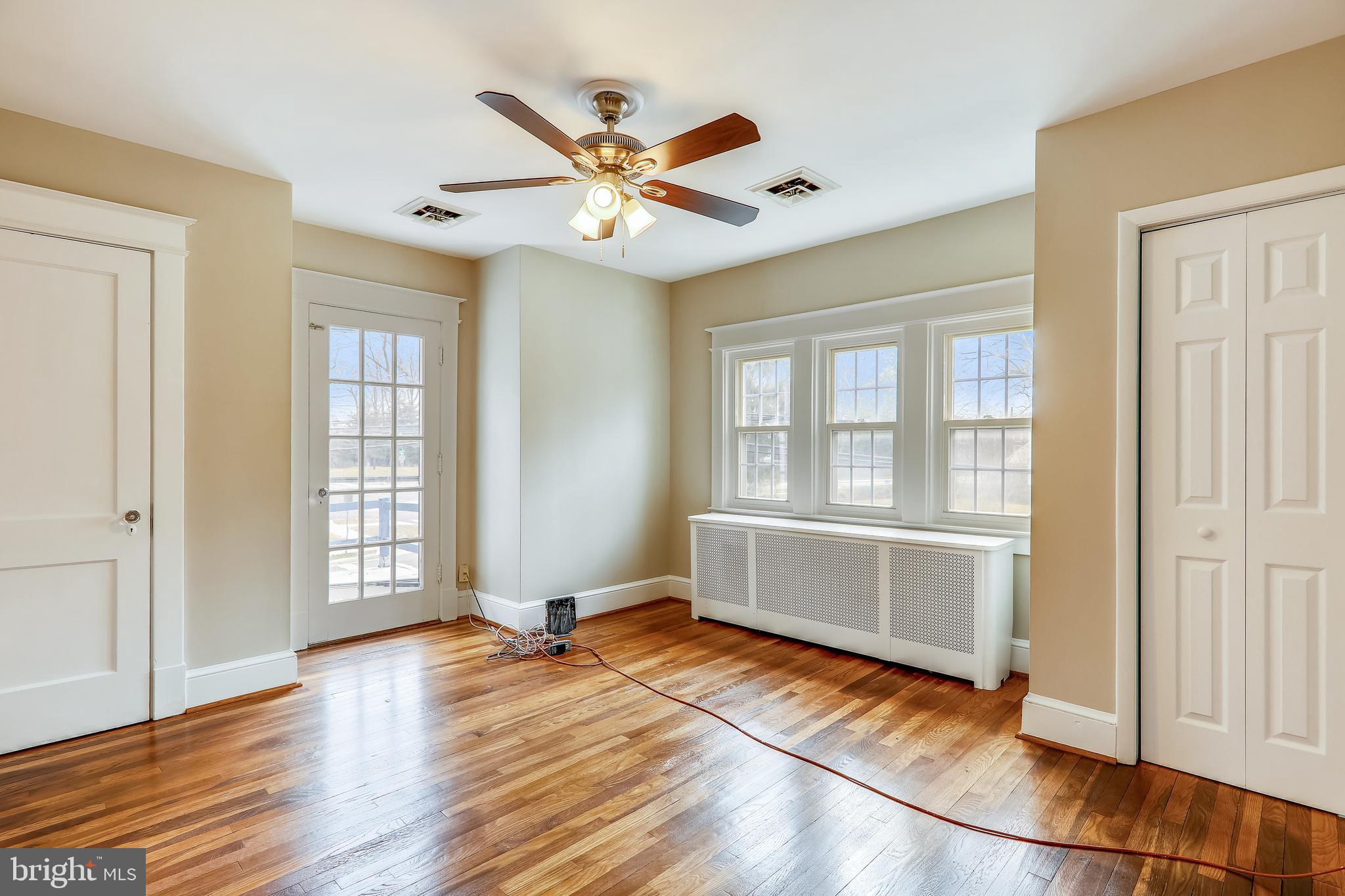 SILVER SPRING - Residential