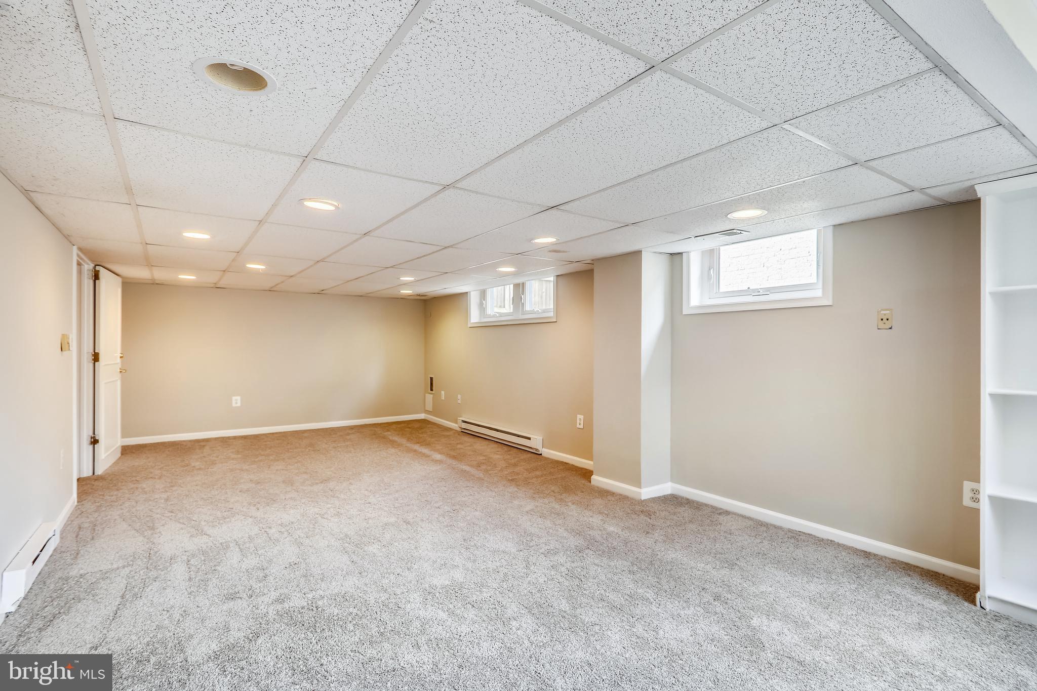 SILVER SPRING - Residential