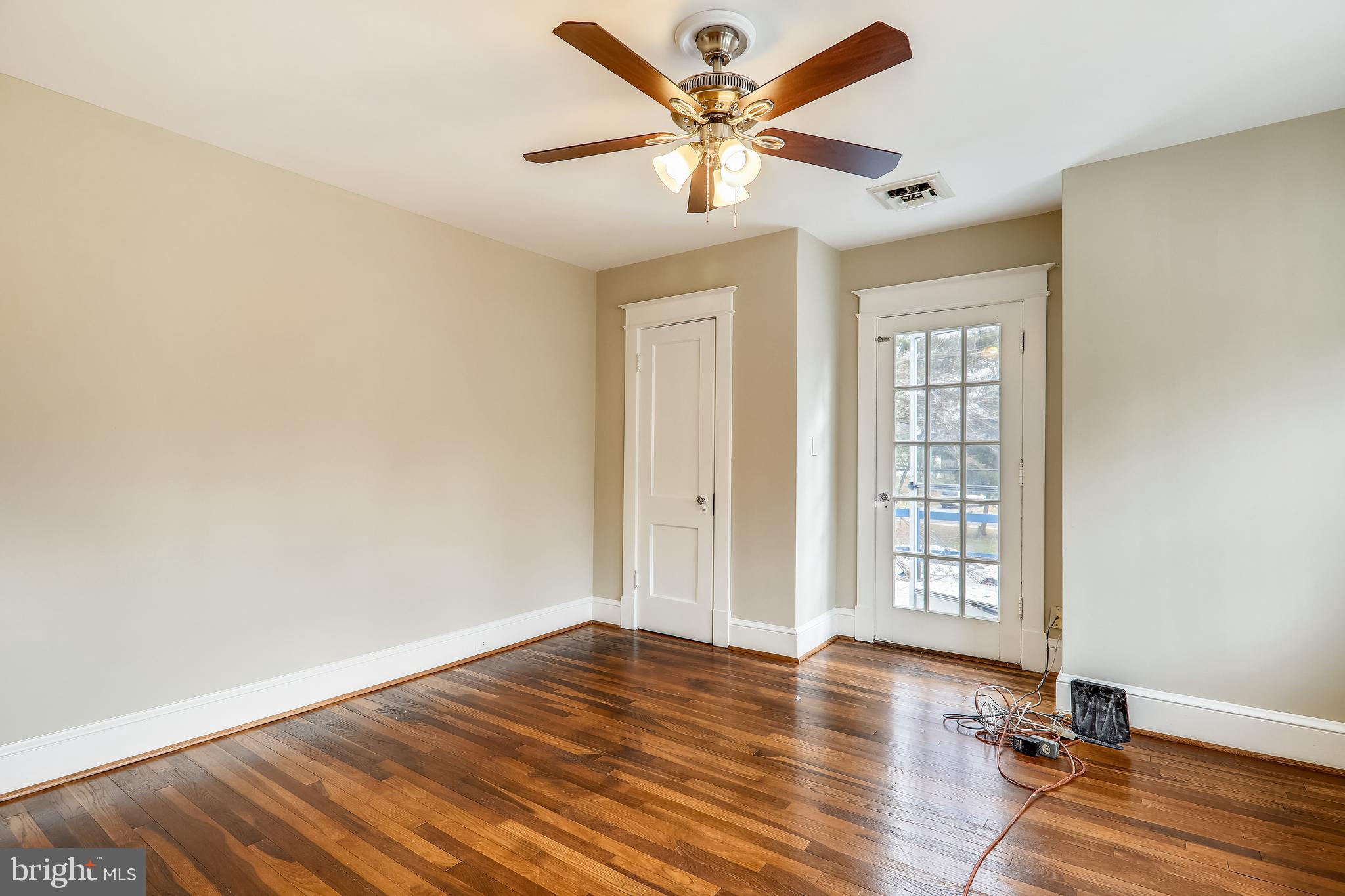 SILVER SPRING - Residential