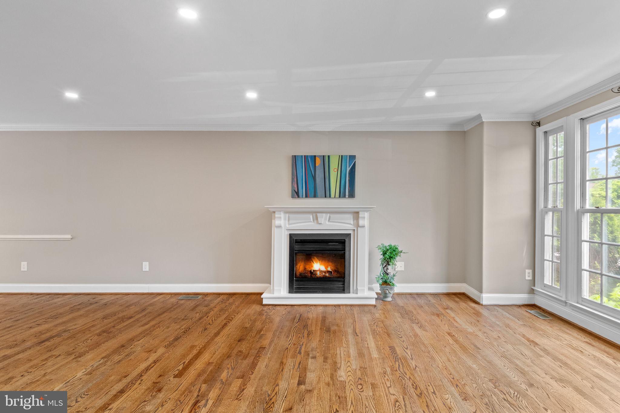 3906 VALLEY RIDGE DRIVE