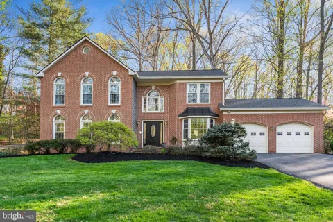 10657 Oakton Ridge Court, Oakton, VA MLS: VAFX2233020