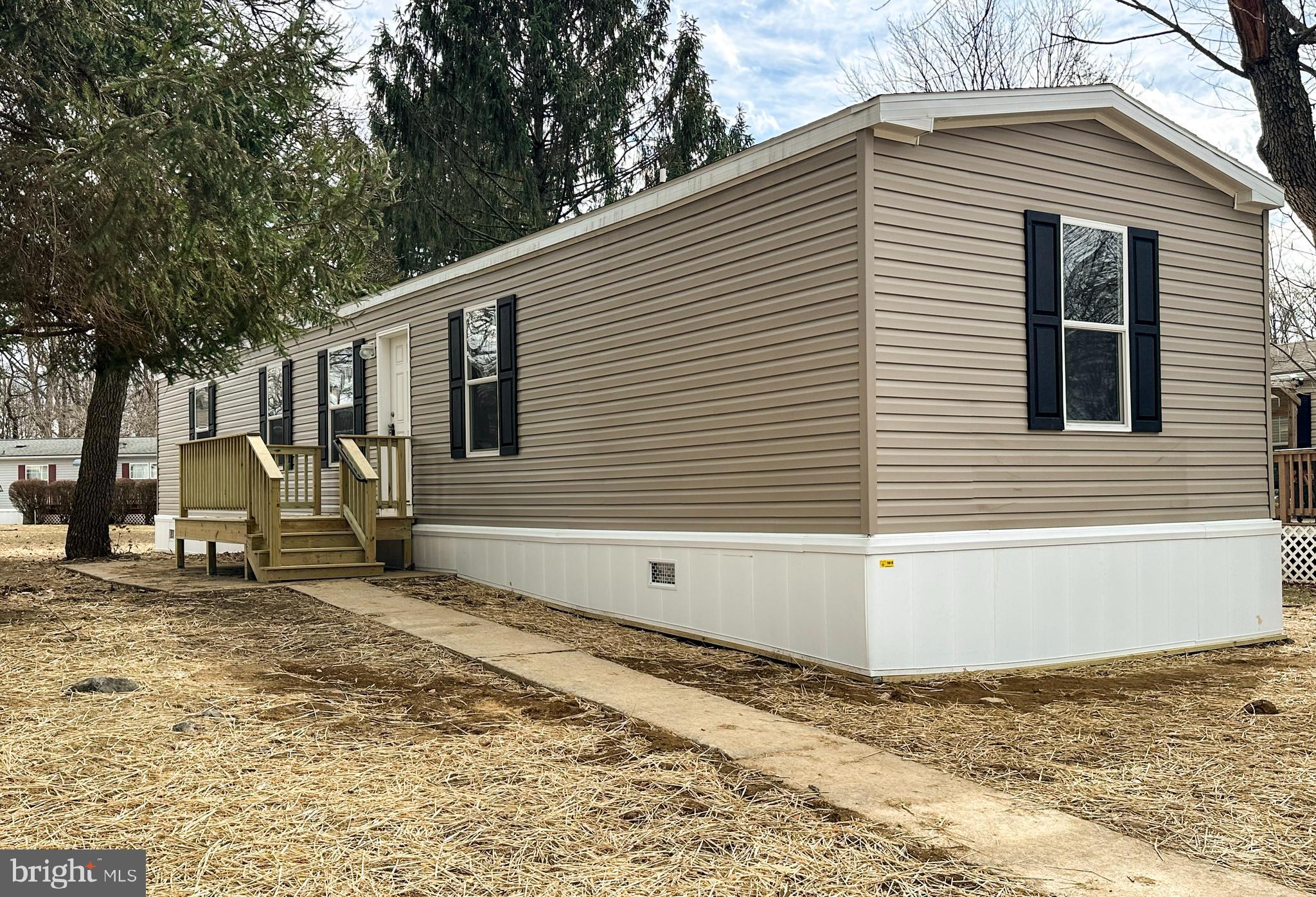 STONEY HILL MHP - Residential