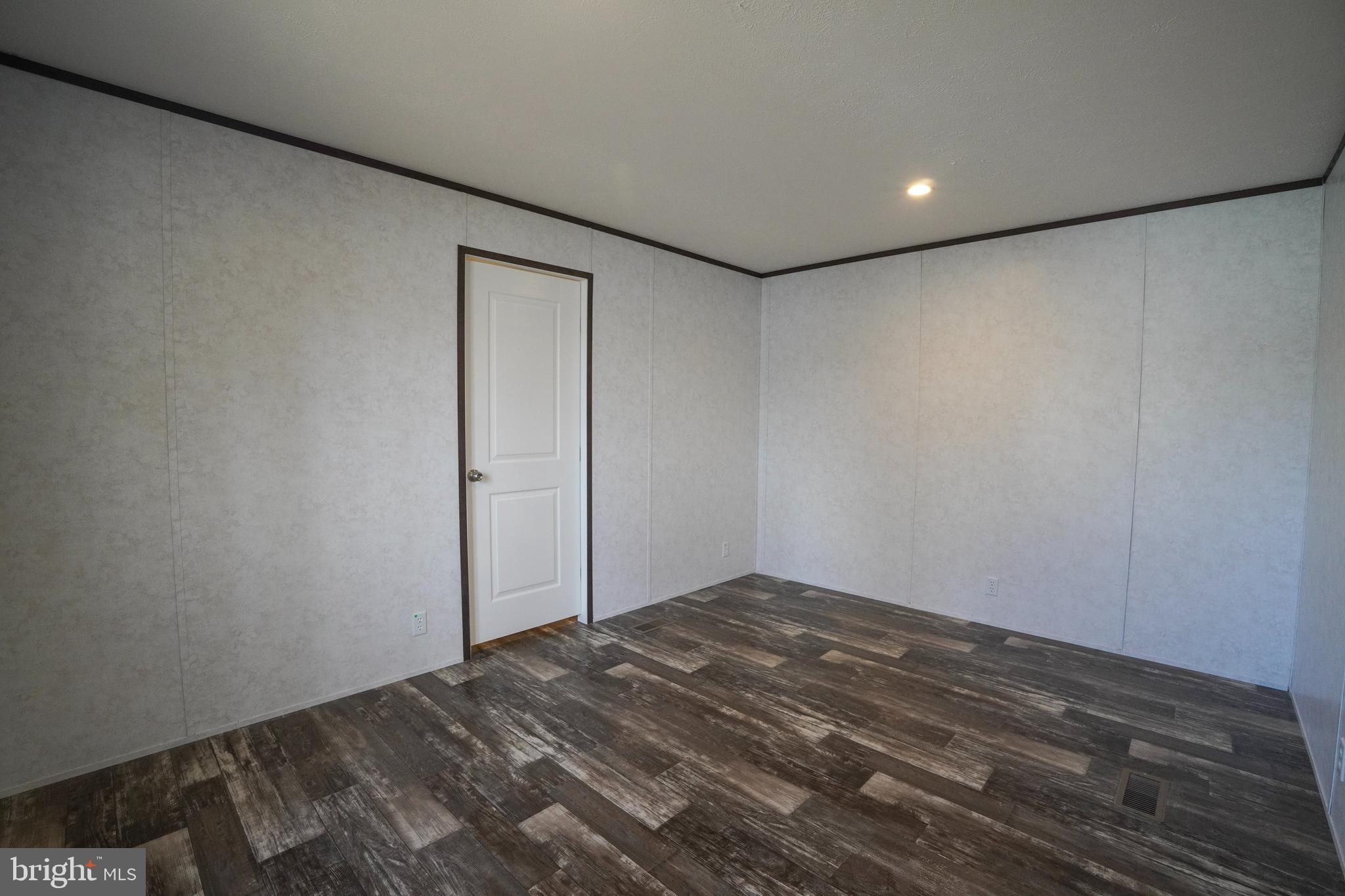 STONEY HILL MHP - Residential