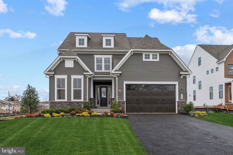 10921 GOLDEN GLOW AVENUE UPPER MARLBORO MD 20774