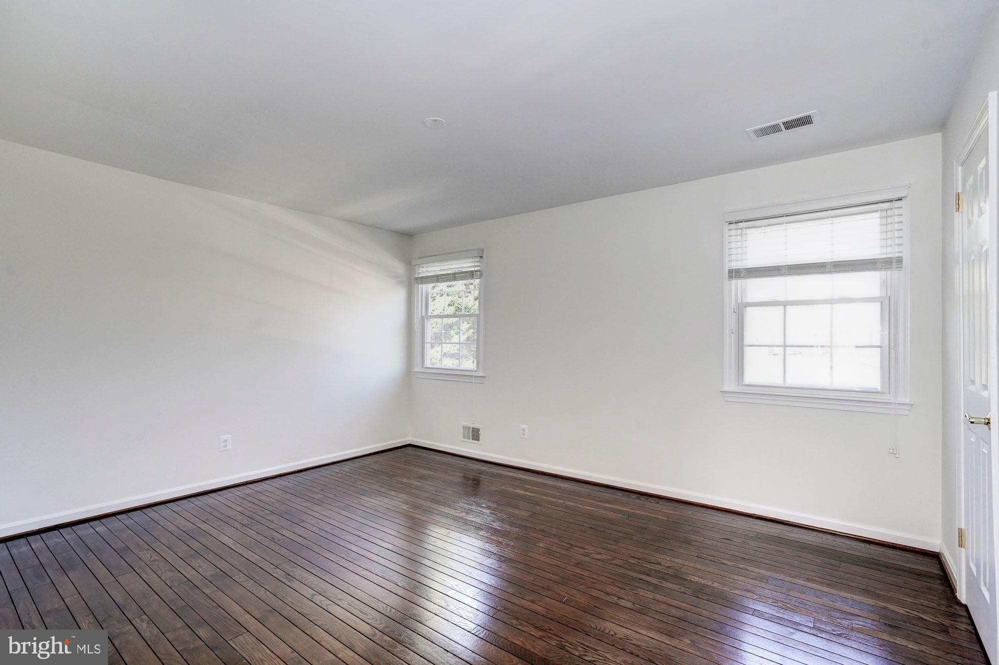 MC LEAN HUNT - Residential